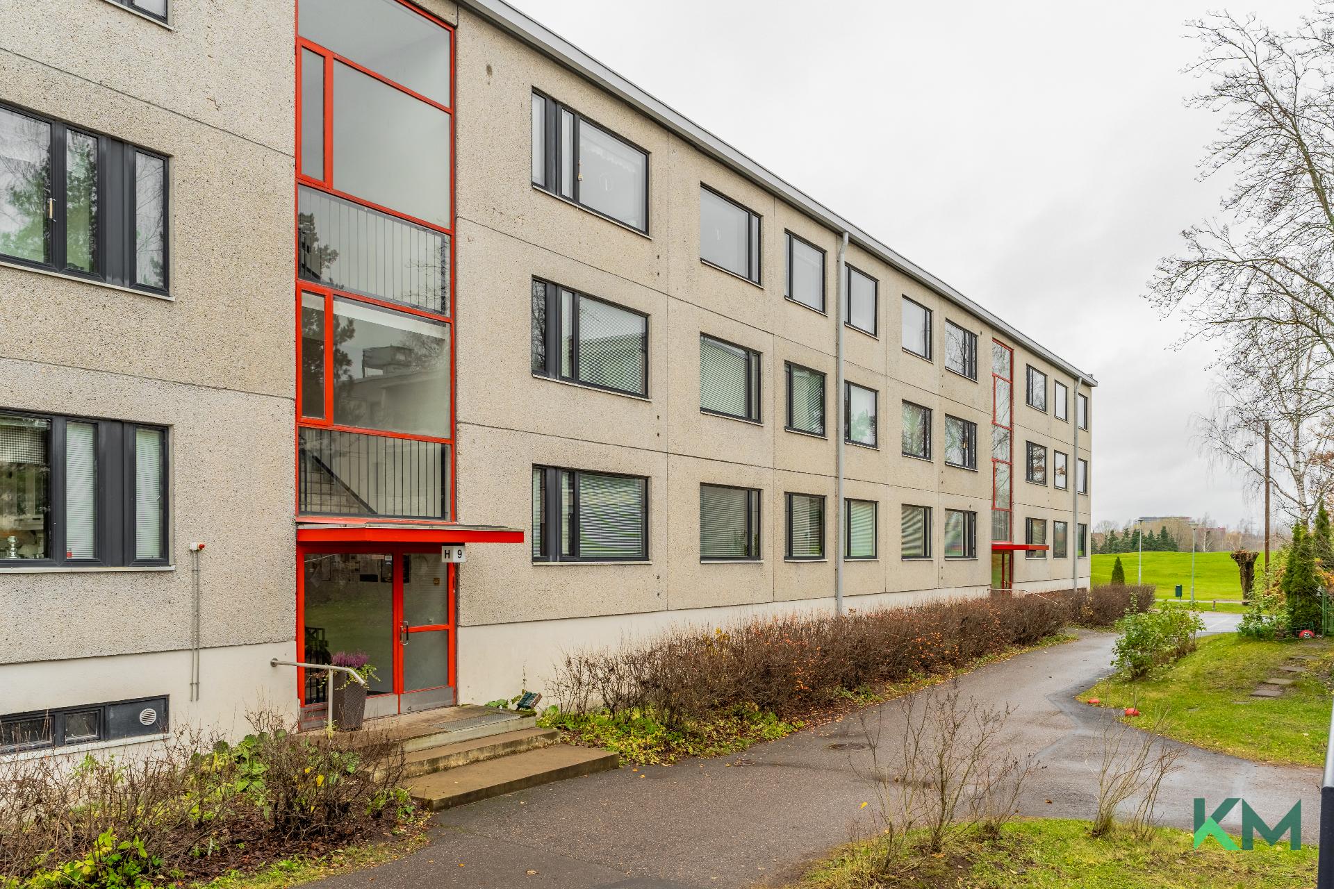 Julkisivu sisäpihalle