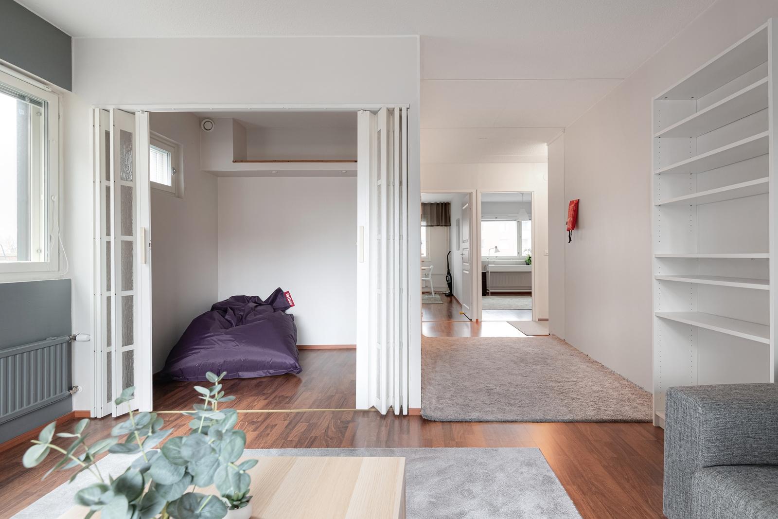 Teerisuontie 12, Malmi, Helsinki