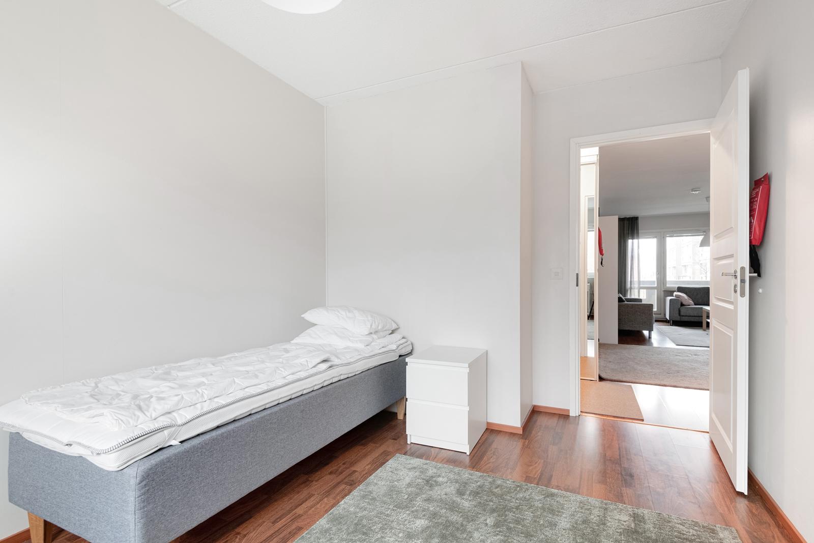 Teerisuontie 12, Malmi, Helsinki