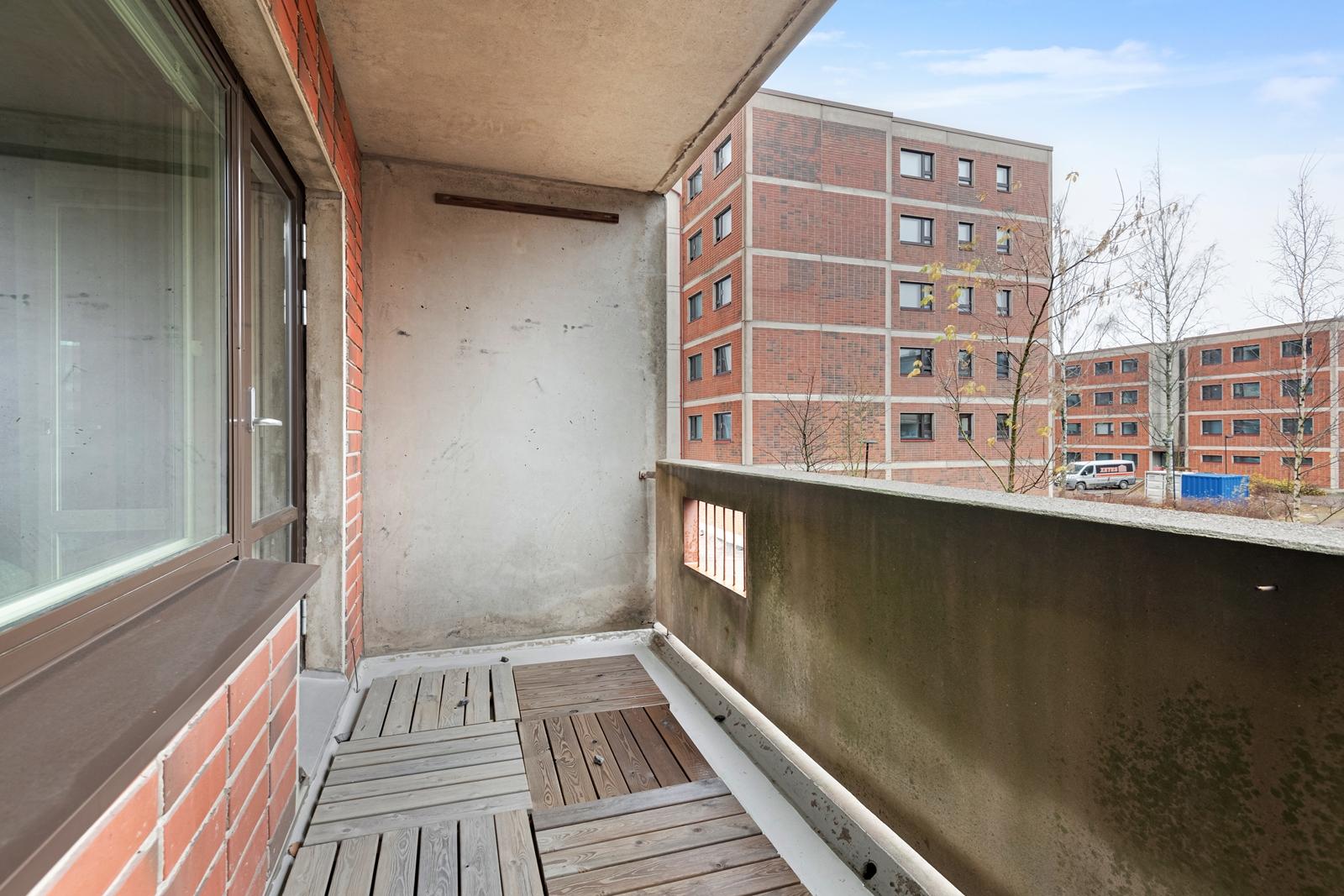 Teerisuontie 12, Malmi, Helsinki