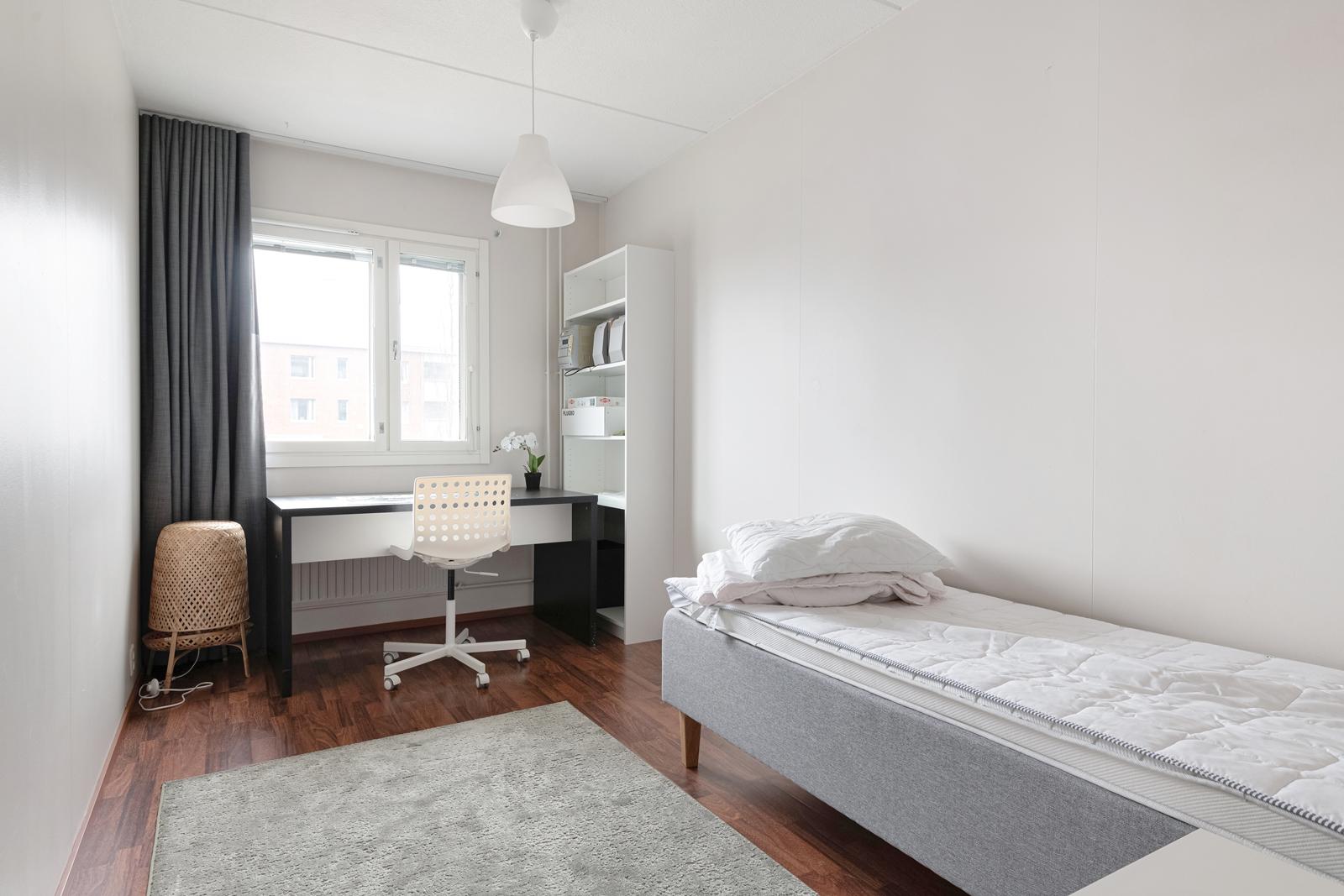 Teerisuontie 12, Malmi, Helsinki