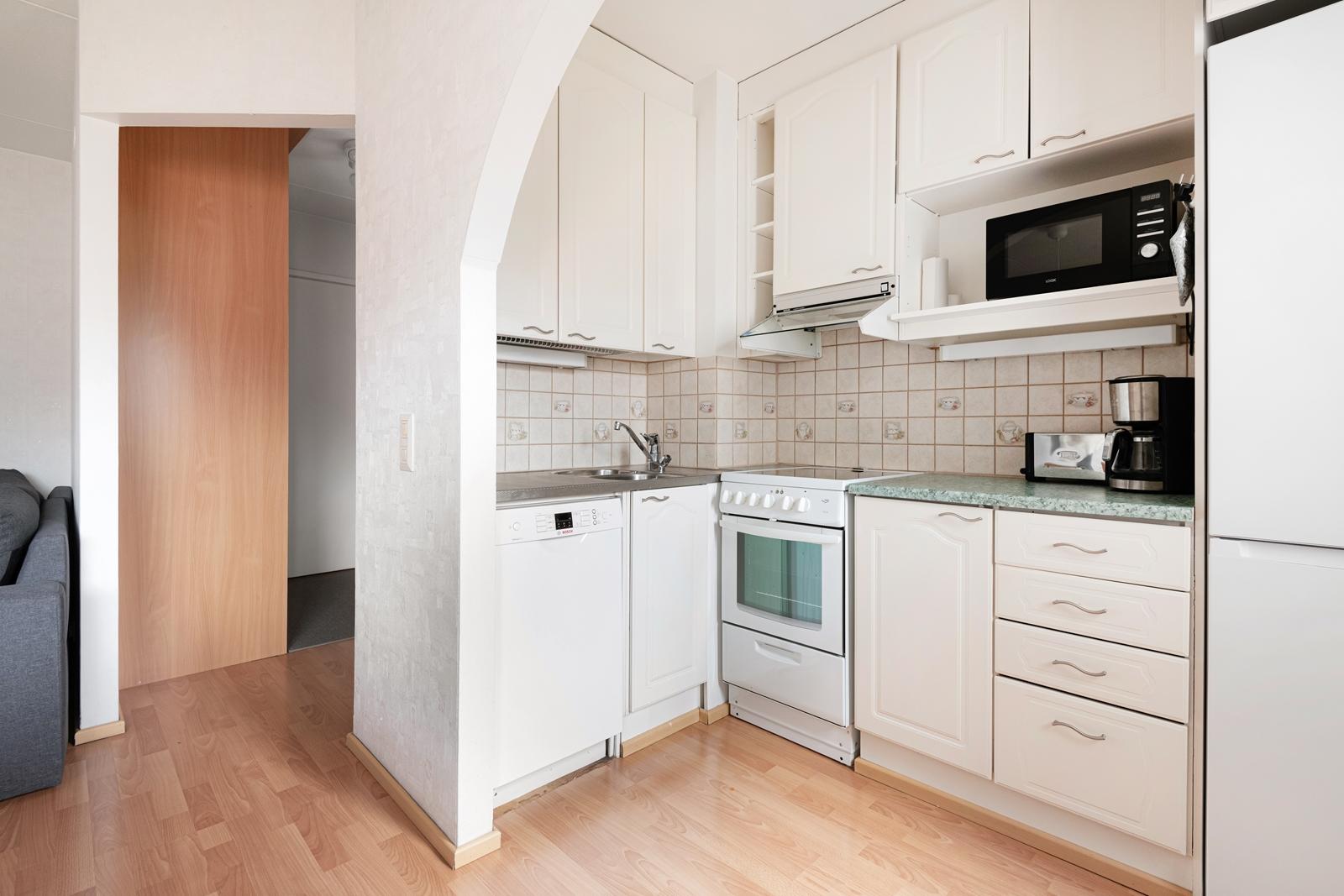 Anianpellontie 17, Ylä-Malmi, Helsinki