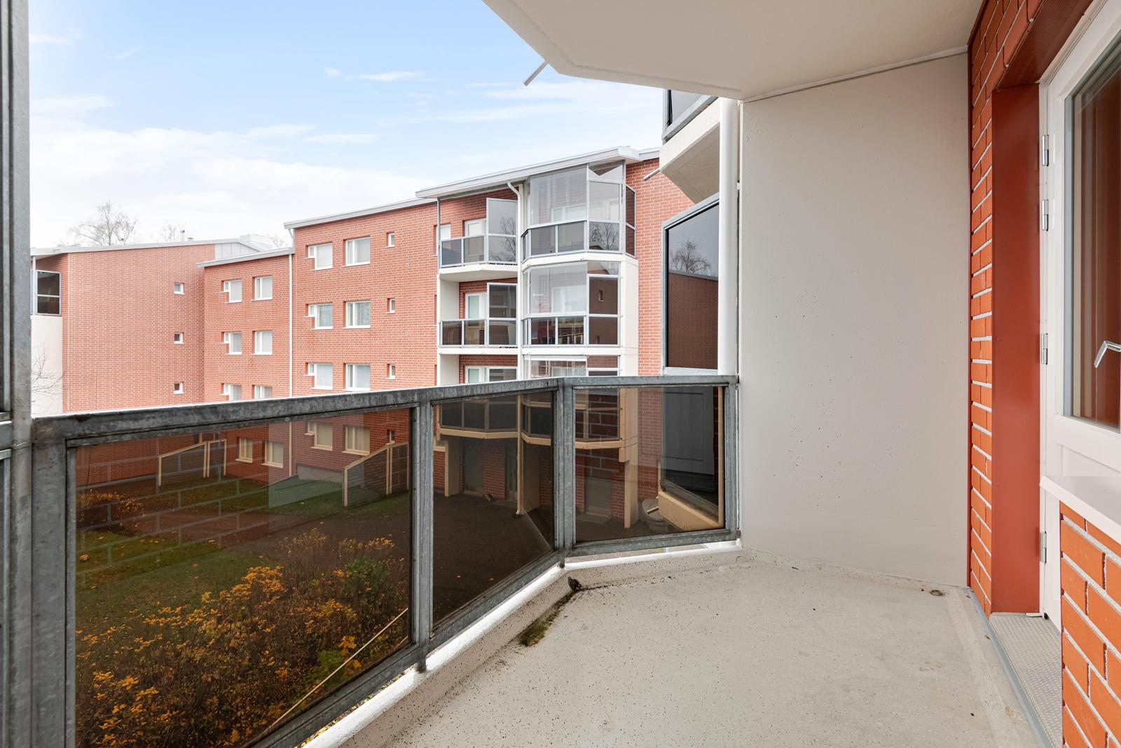 Anianpellontie 17, Ylä-Malmi, Helsinki