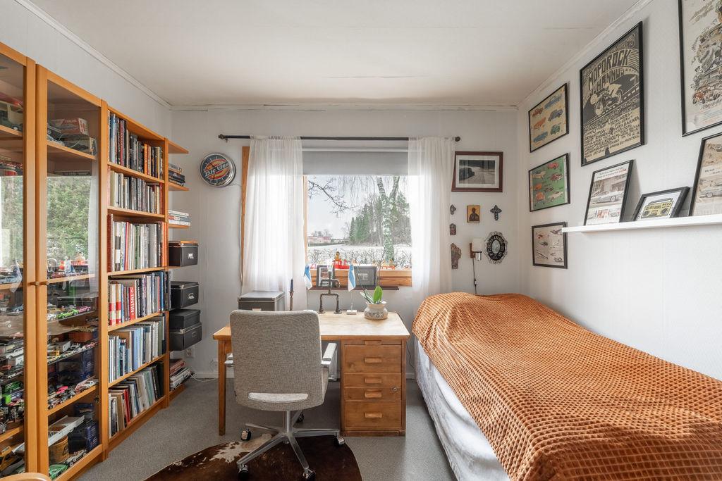 Kaukvuorenkatu 8, Kaukvuori, Salo