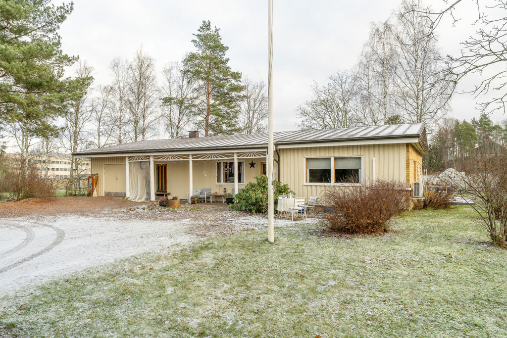 Kaukvuorenkatu 8, Kaukvuori, Salo