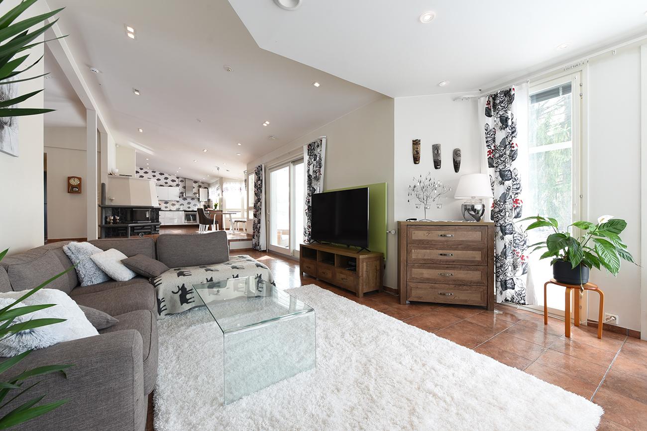 Saaranlähteentie 11, Työtjärvi, Hollola