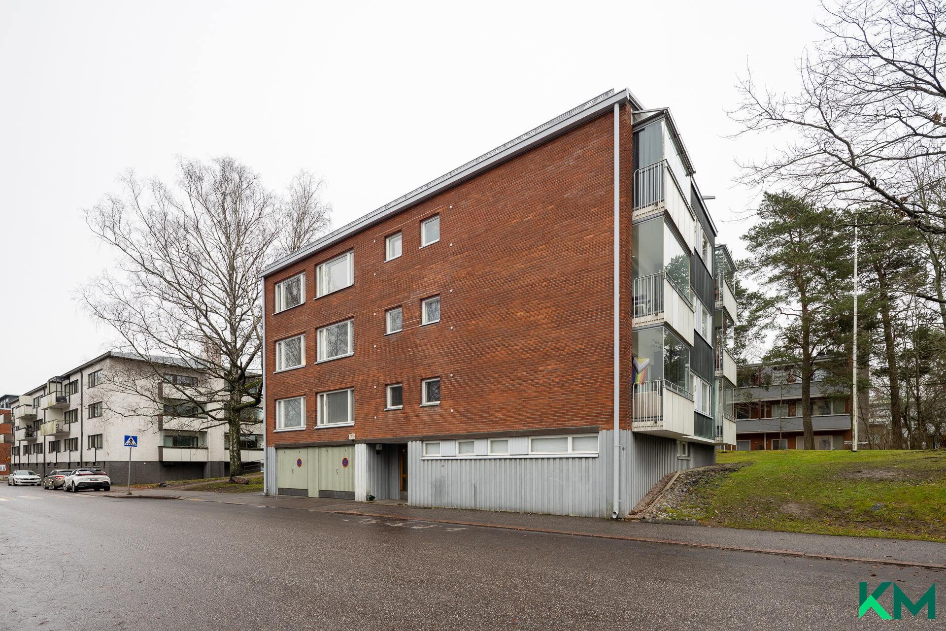 Isonnevantie 17, Etelä-Haaga, Helsinki
