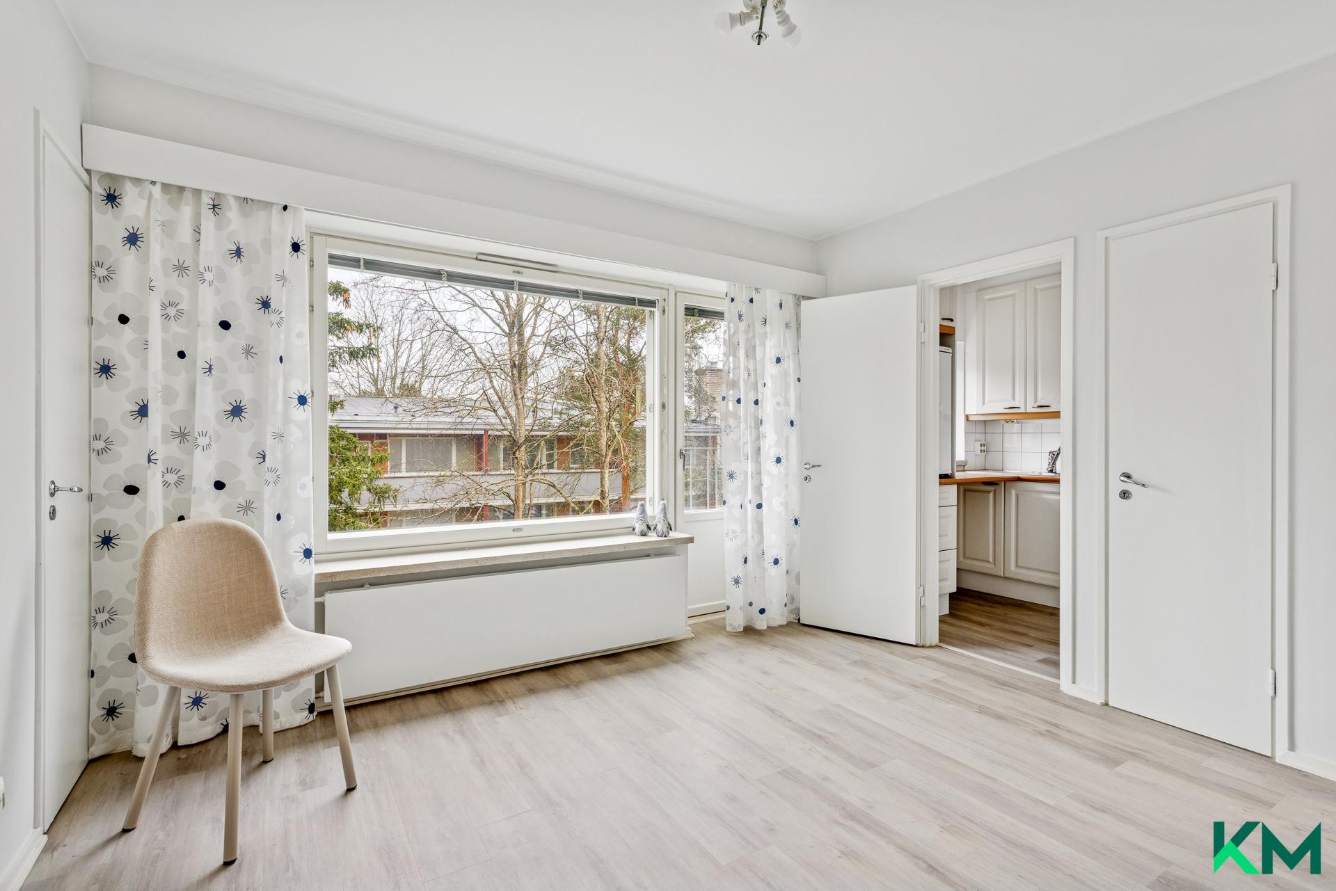 Isonnevantie 17, Etelä-Haaga, Helsinki