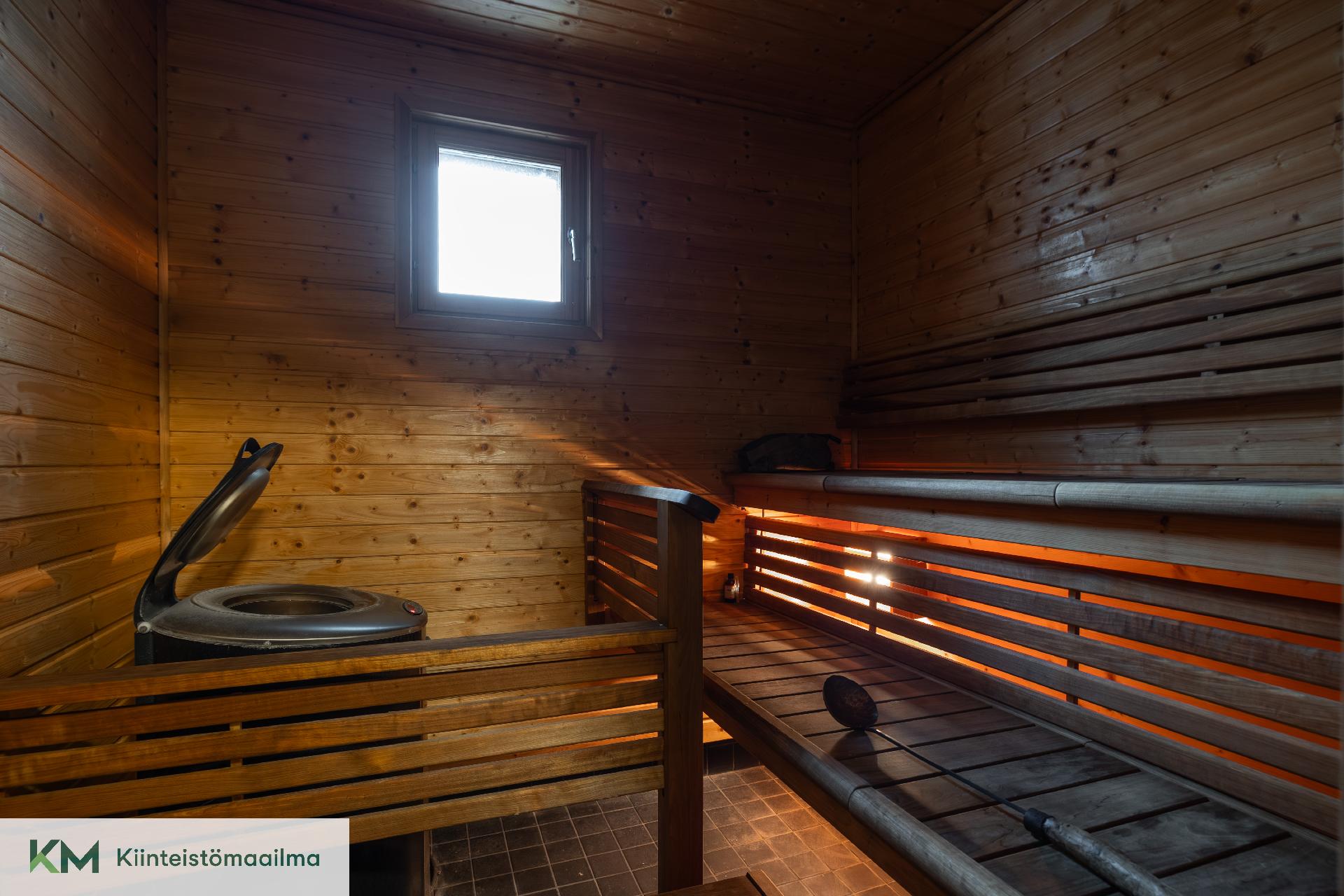 Otsonkatu 32, Otsola, Kotka