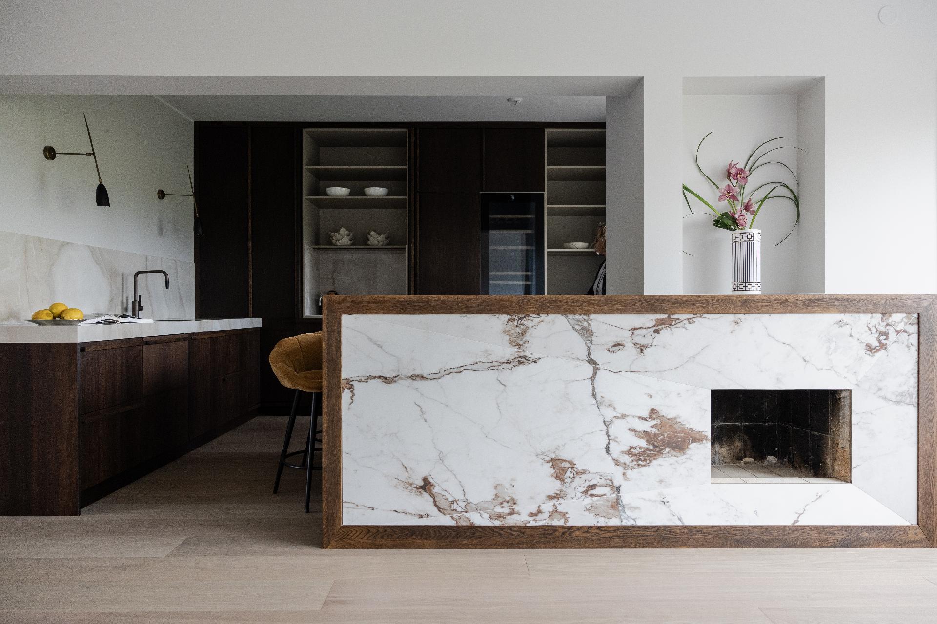 Takka luo kivaa tunnelmaa pimeisiin iltoihin.