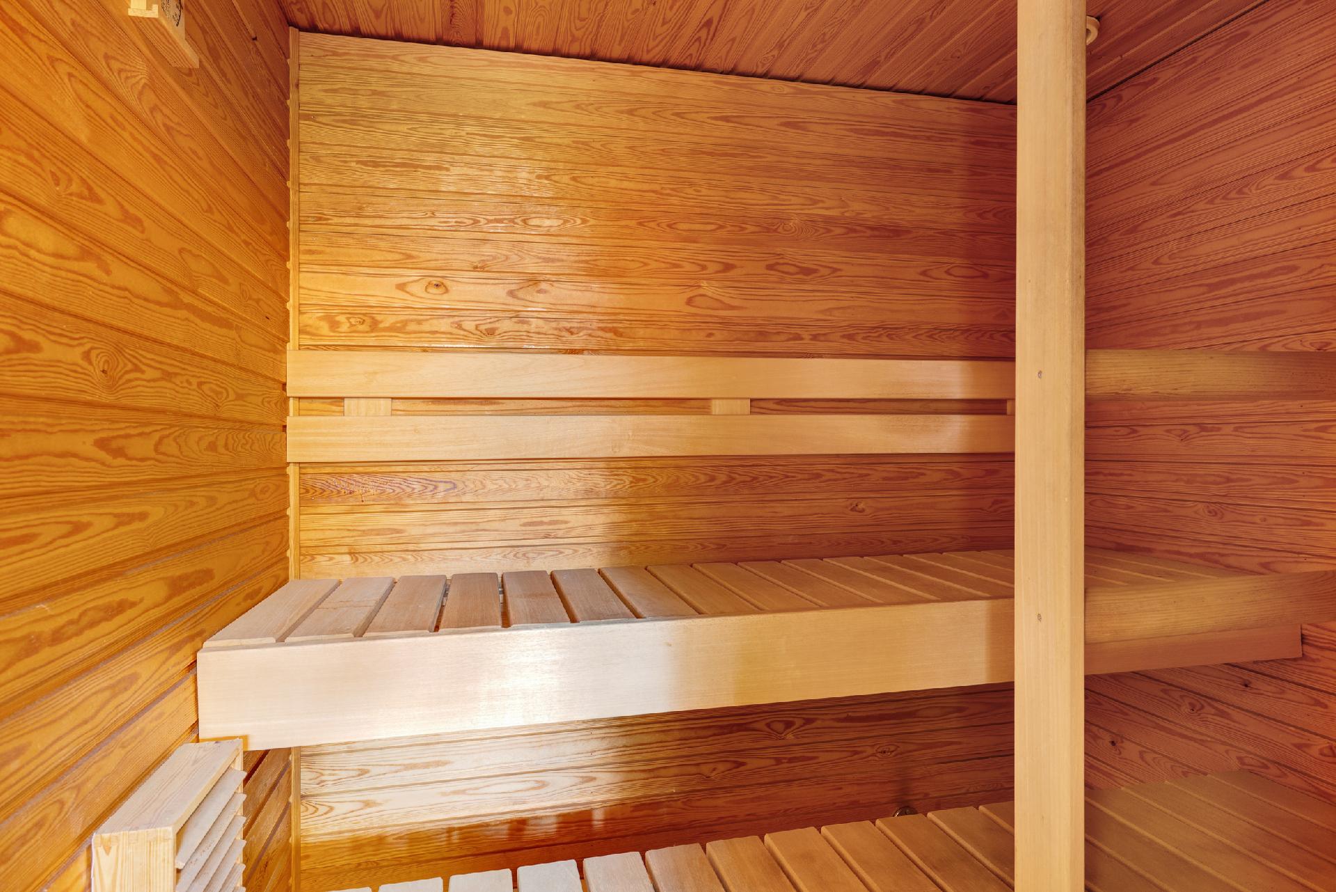 Veräjäkallionkatu 1, Leppävaara, Espoo