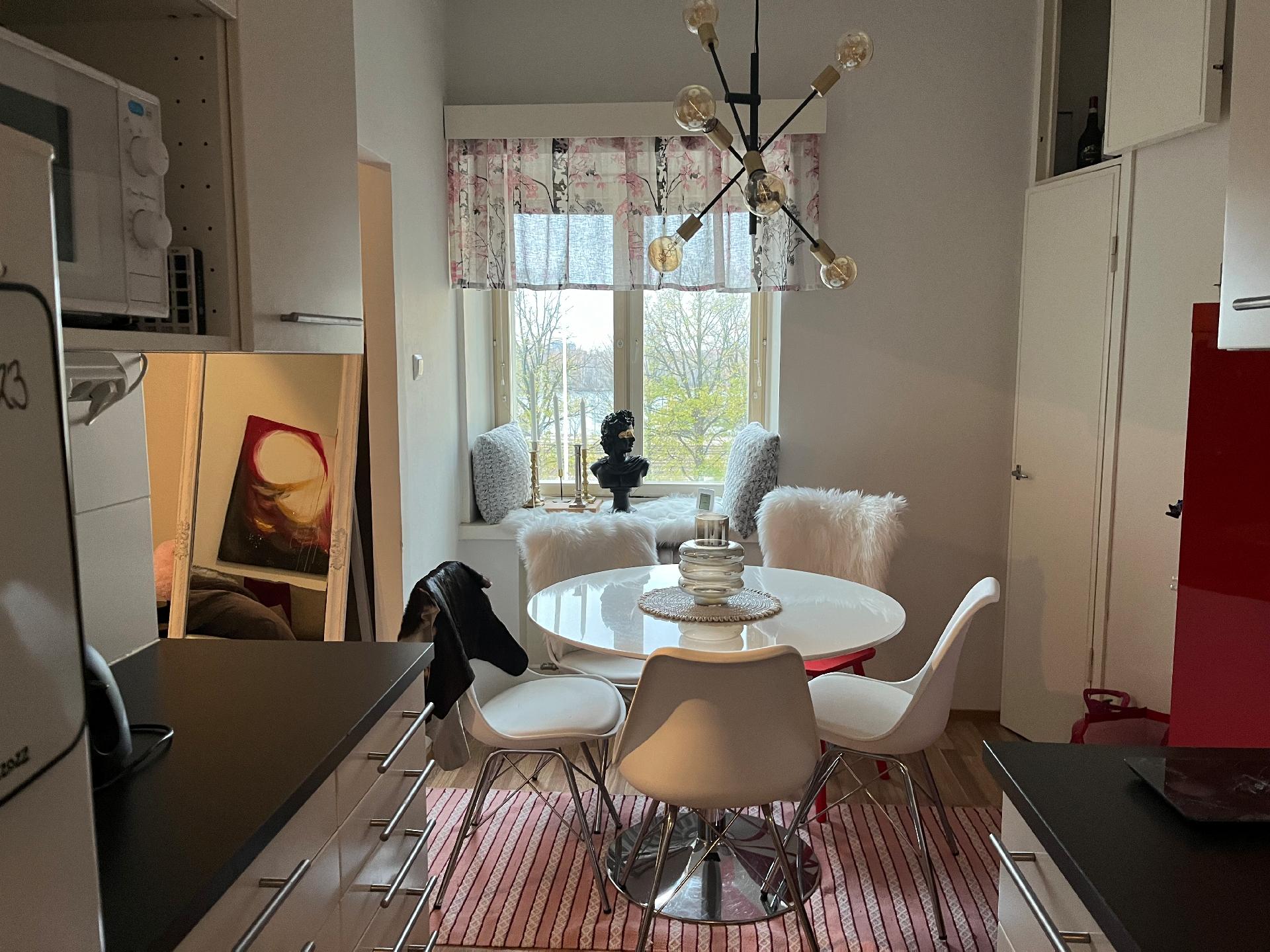 Korkeavuorenkatu 2-4, Kotkansaari, Kotka