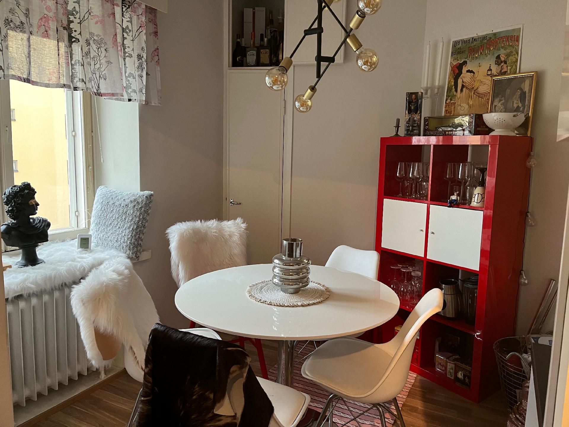 Korkeavuorenkatu 2-4, Kotkansaari, Kotka