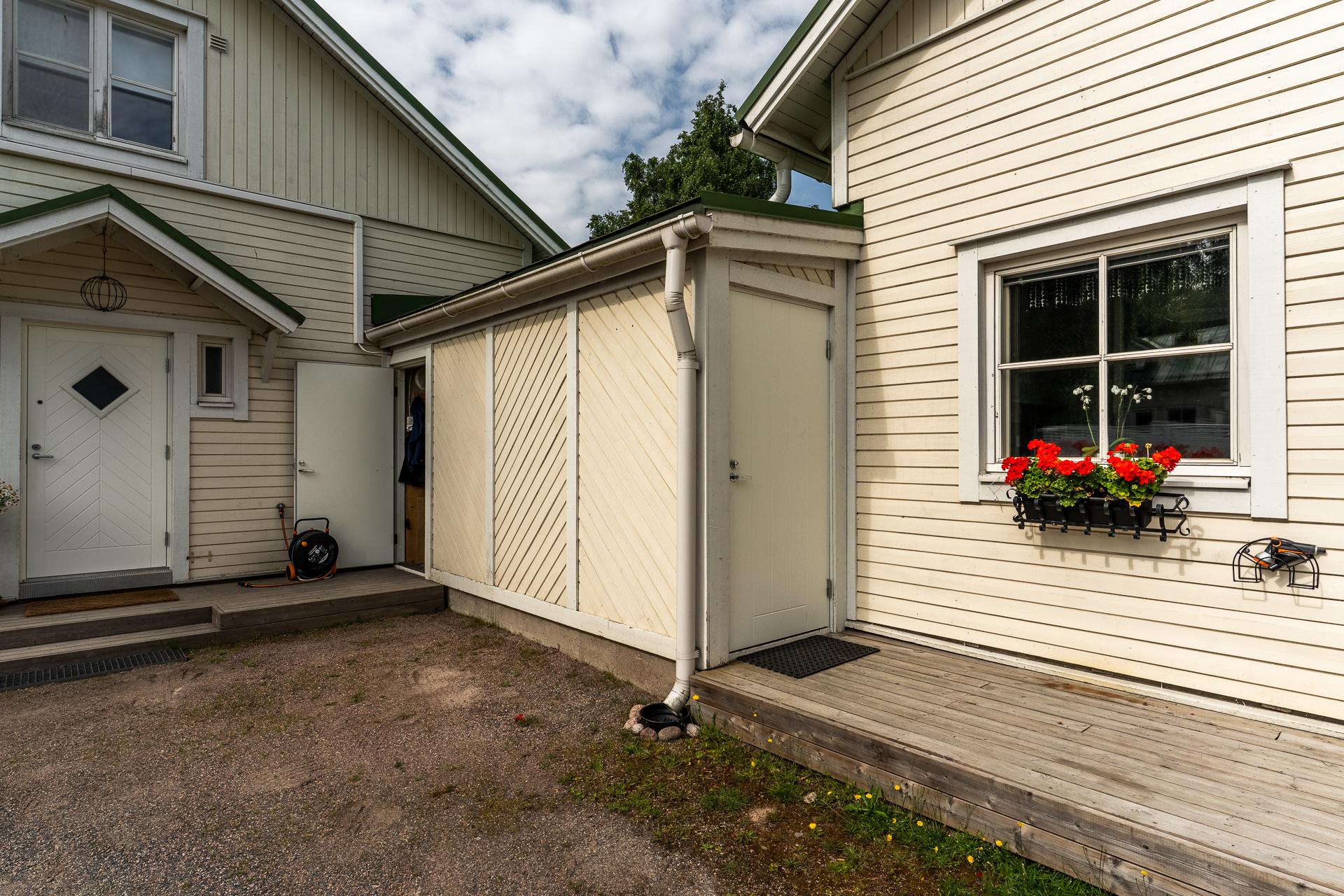 Syvärannankuja 3, Tuusula