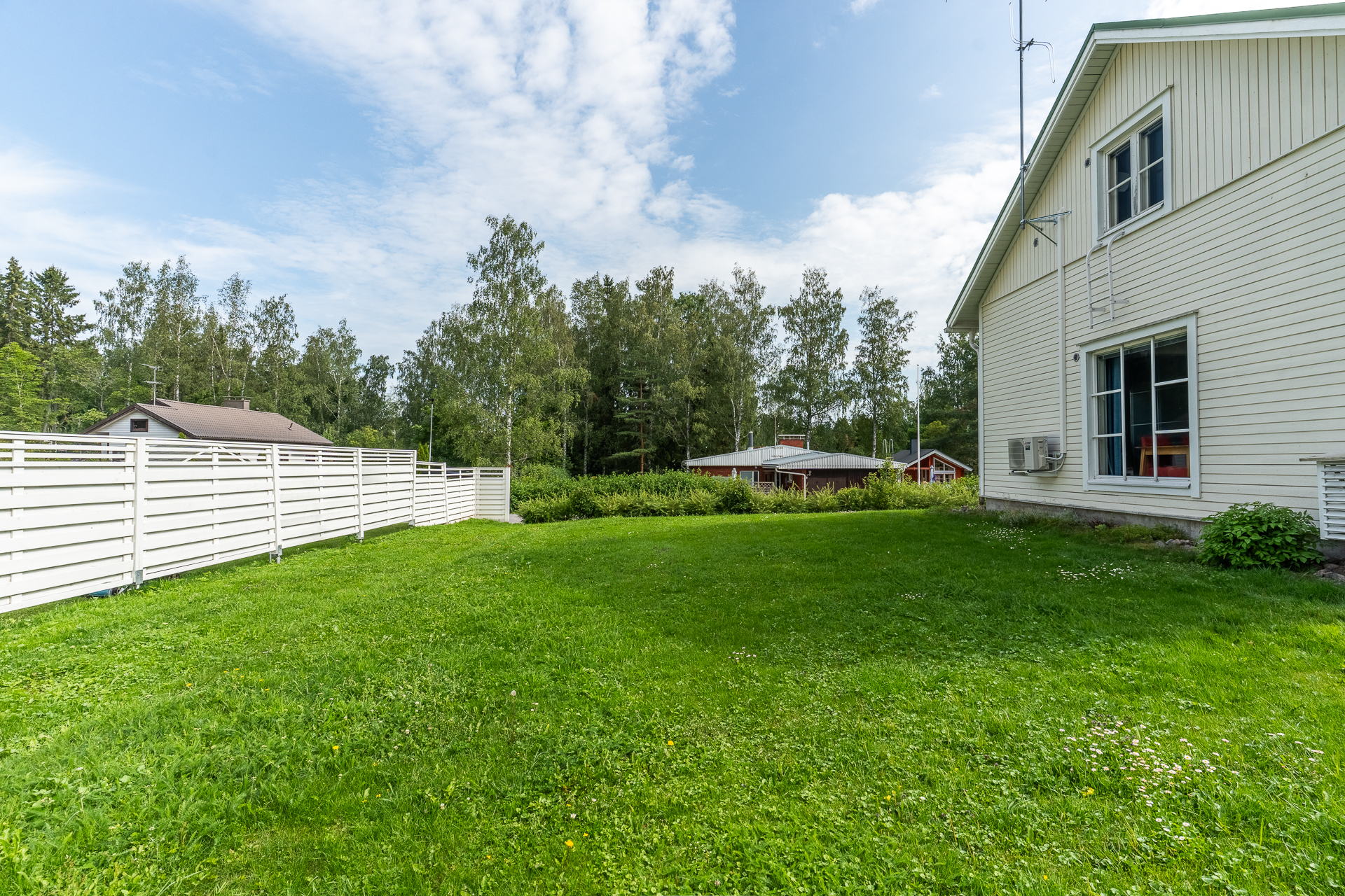 Syvärannankuja 3, Tuusula