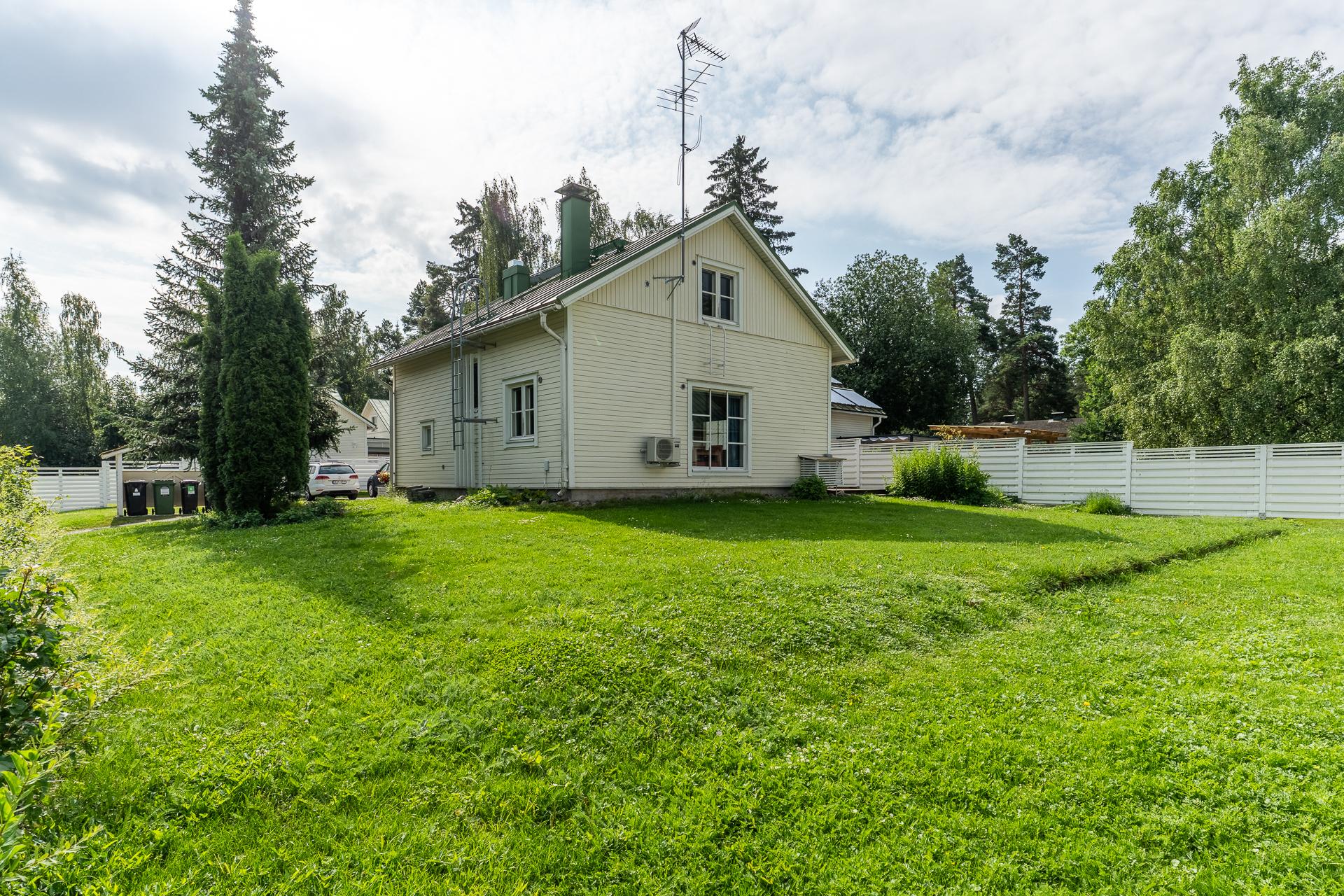 Syvärannankuja 3, Tuusula