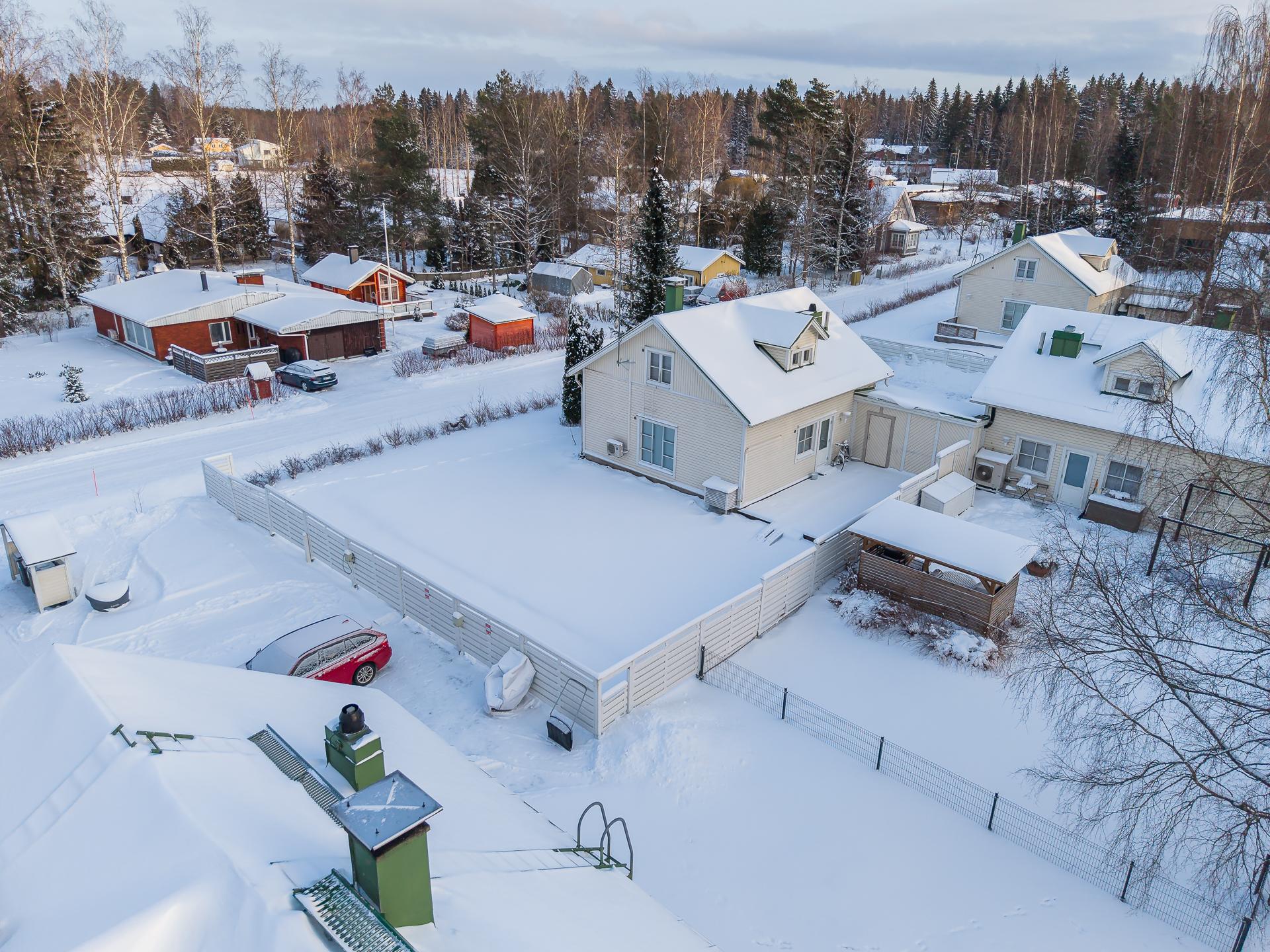 Syvärannankuja 3, Tuusula