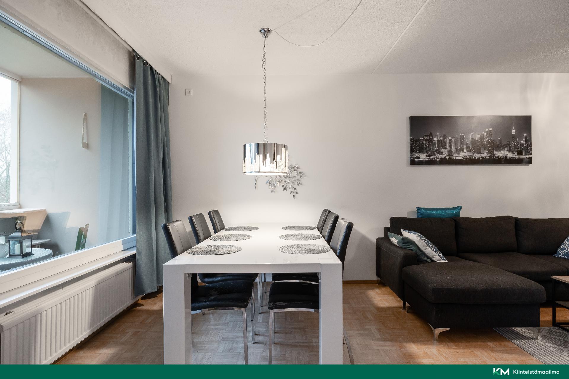 Taatonkatu 3, Hovila, Kotka