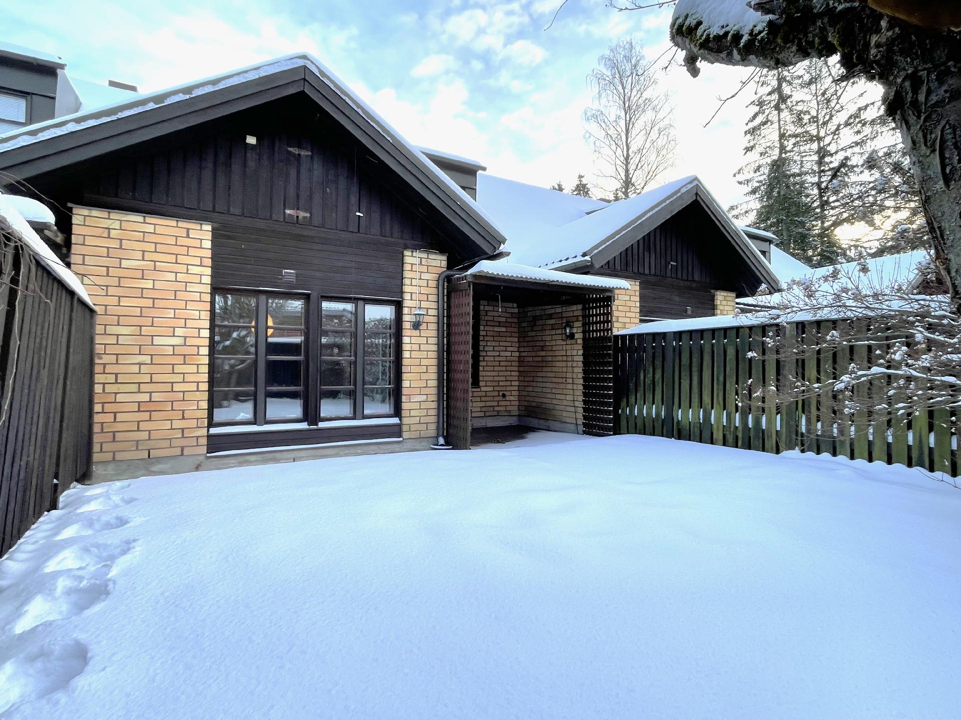 Pallokuja 3, Rajakylä, Vantaa