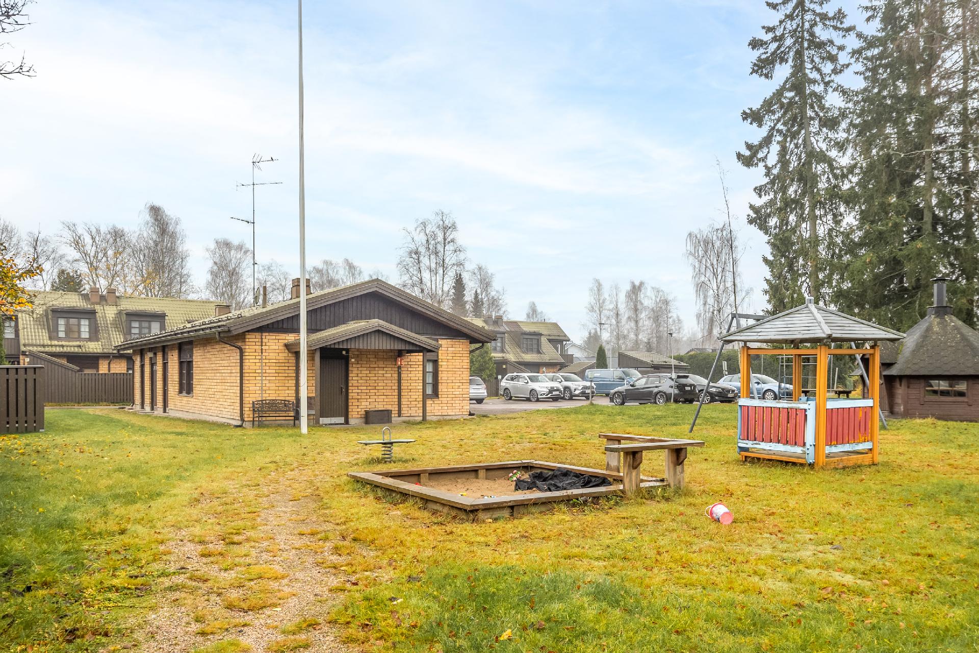 Pallokuja 3, Rajakylä, Vantaa