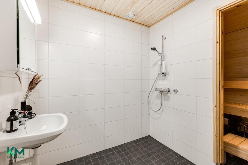 Alatalontie 9, Kuivasjärvi, Oulu