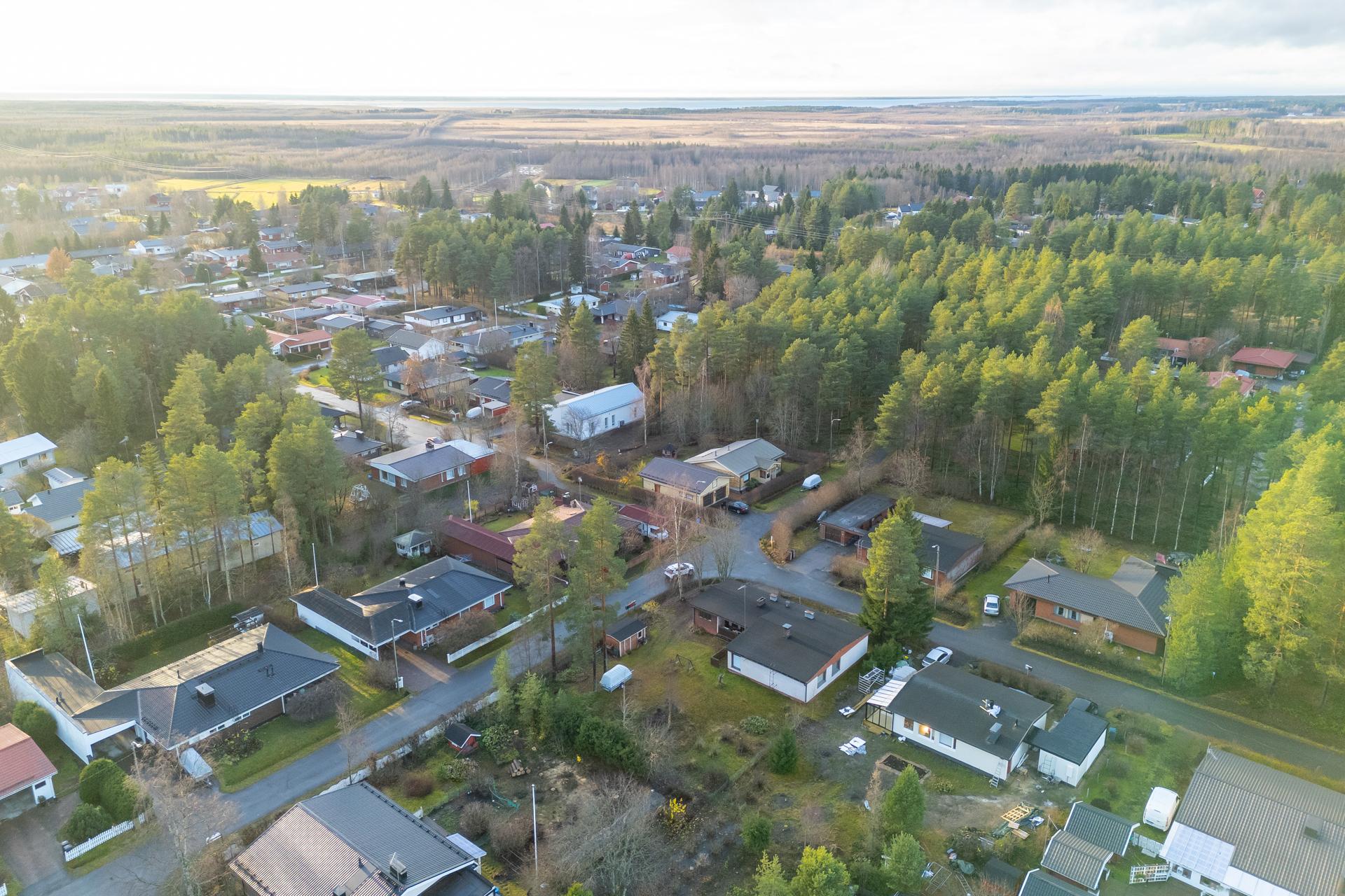 Vesitornintie 16, Sarkkiranta, Kempele