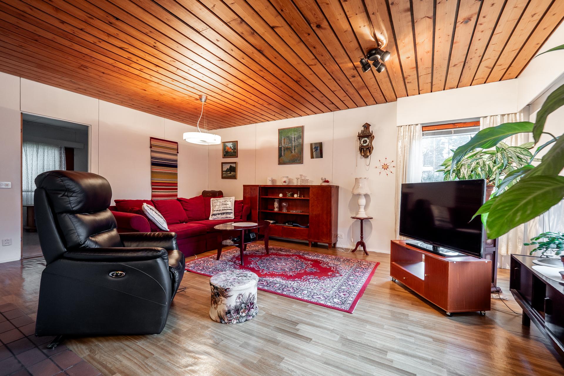 Vesitornintie 16, Sarkkiranta, Kempele