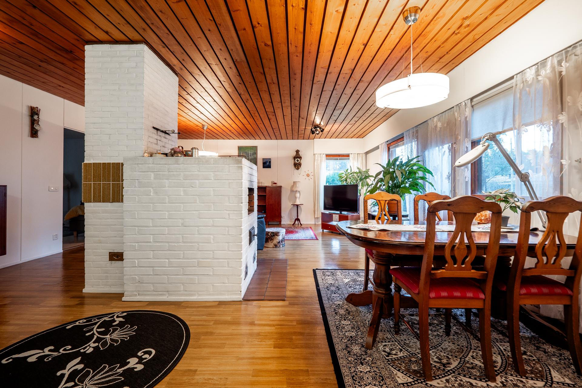 Vesitornintie 16, Sarkkiranta, Kempele