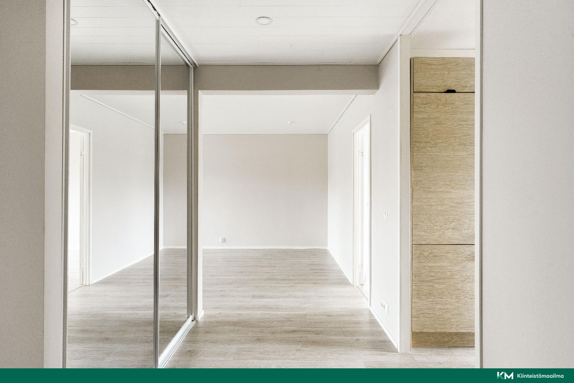 Eteisen sisääntulonäkymä