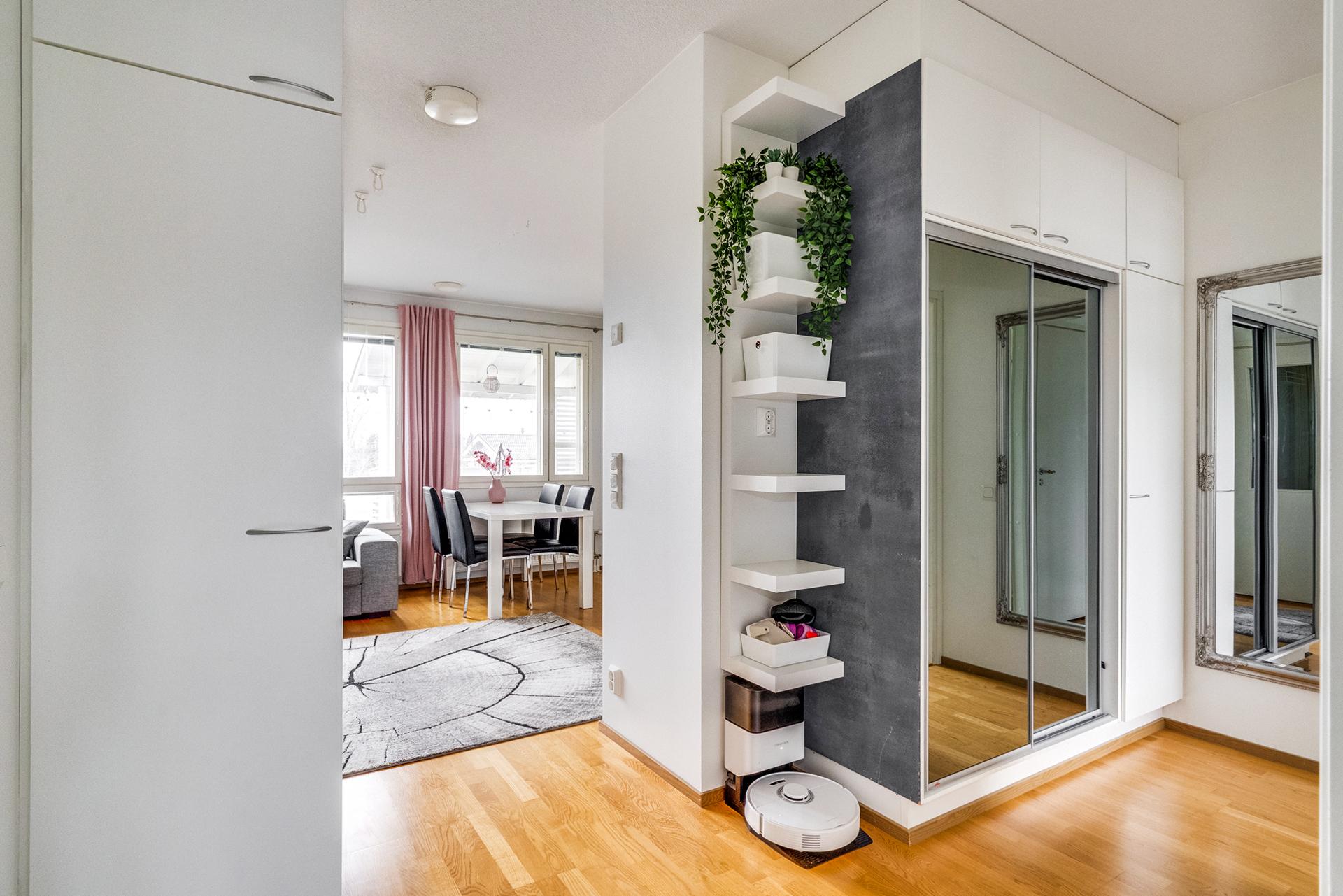 Täpläkehrääjä 2, Takamaa, Pirkkala