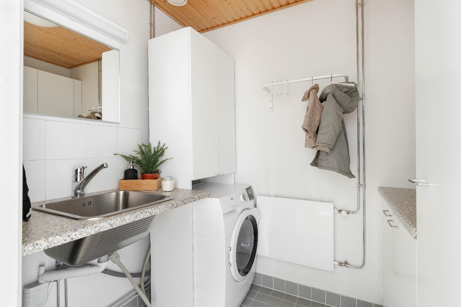 Nelikkotie 12, Matinkylä, Espoo