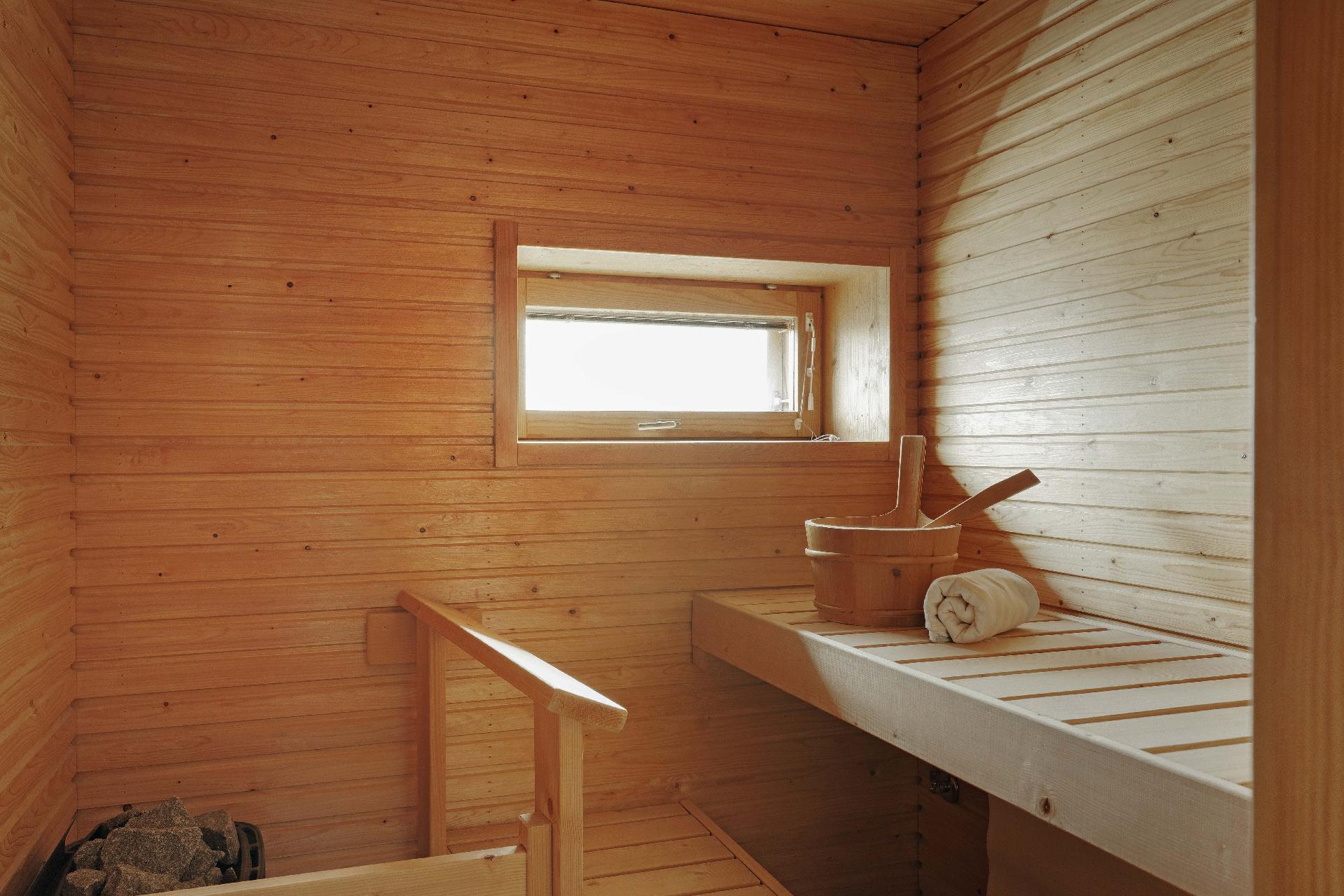 Nelikkotie 12, Matinkylä, Espoo