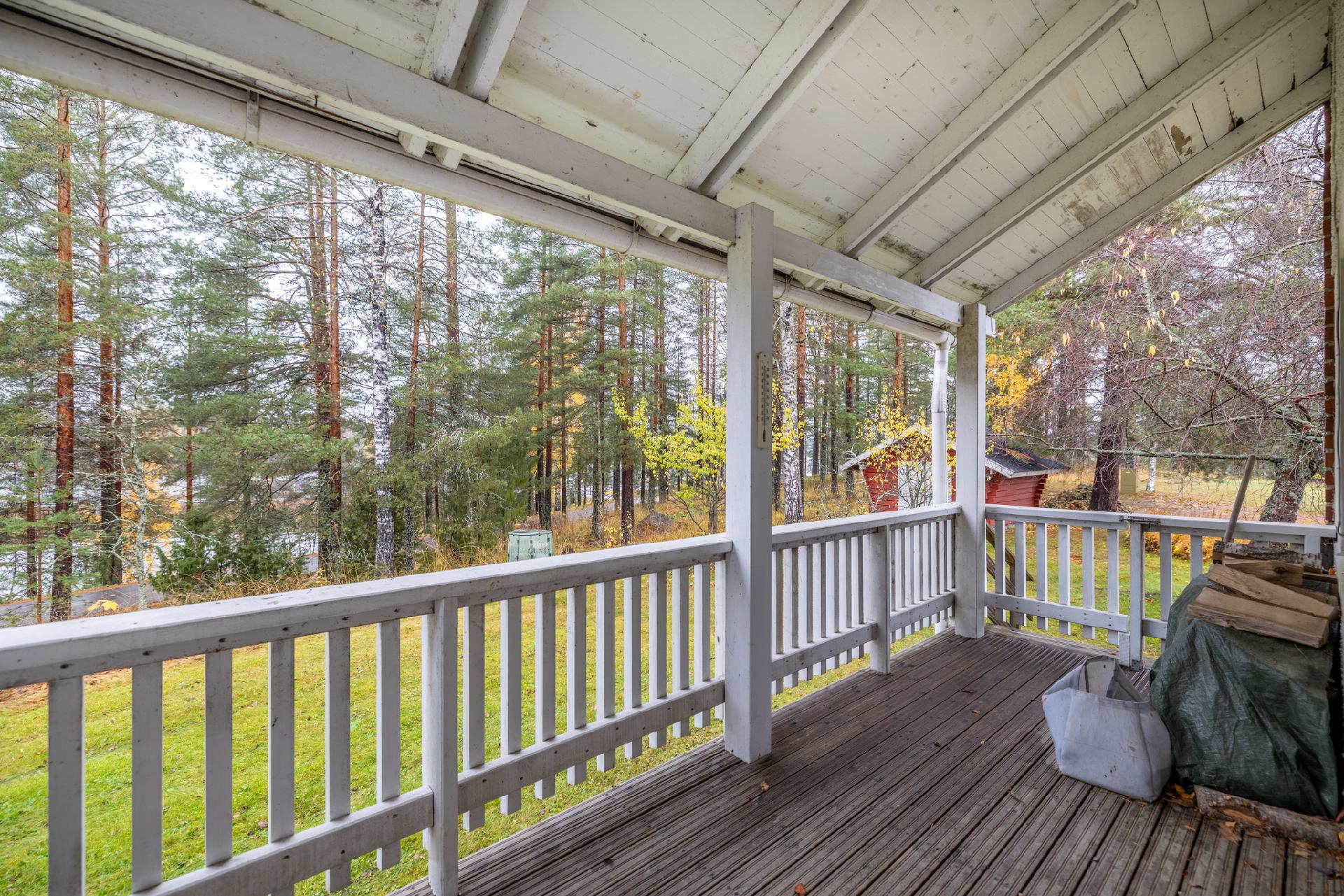 Rovastinkuja 1, Kangasniemi