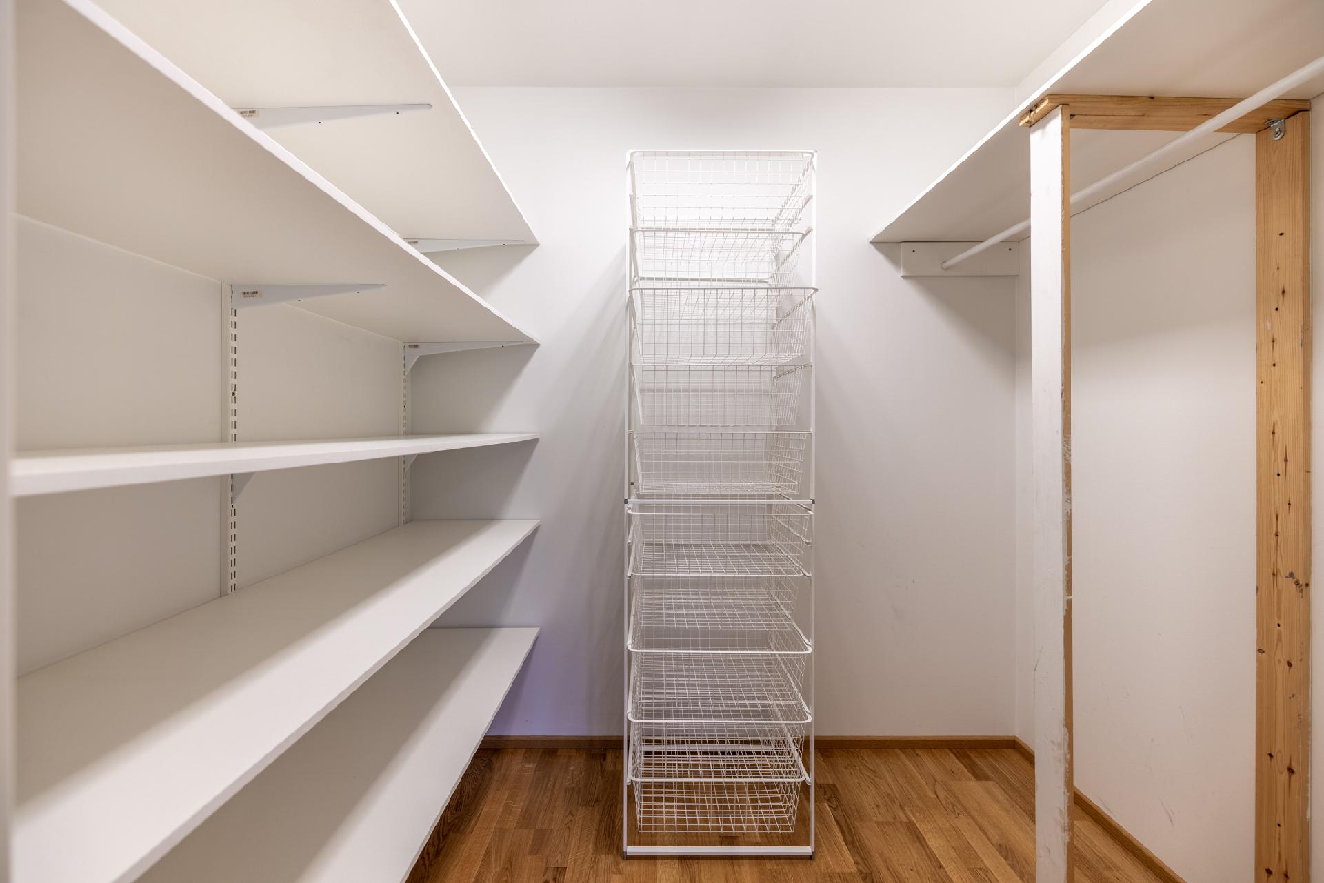 Rovastinkuja 1, Kangasniemi