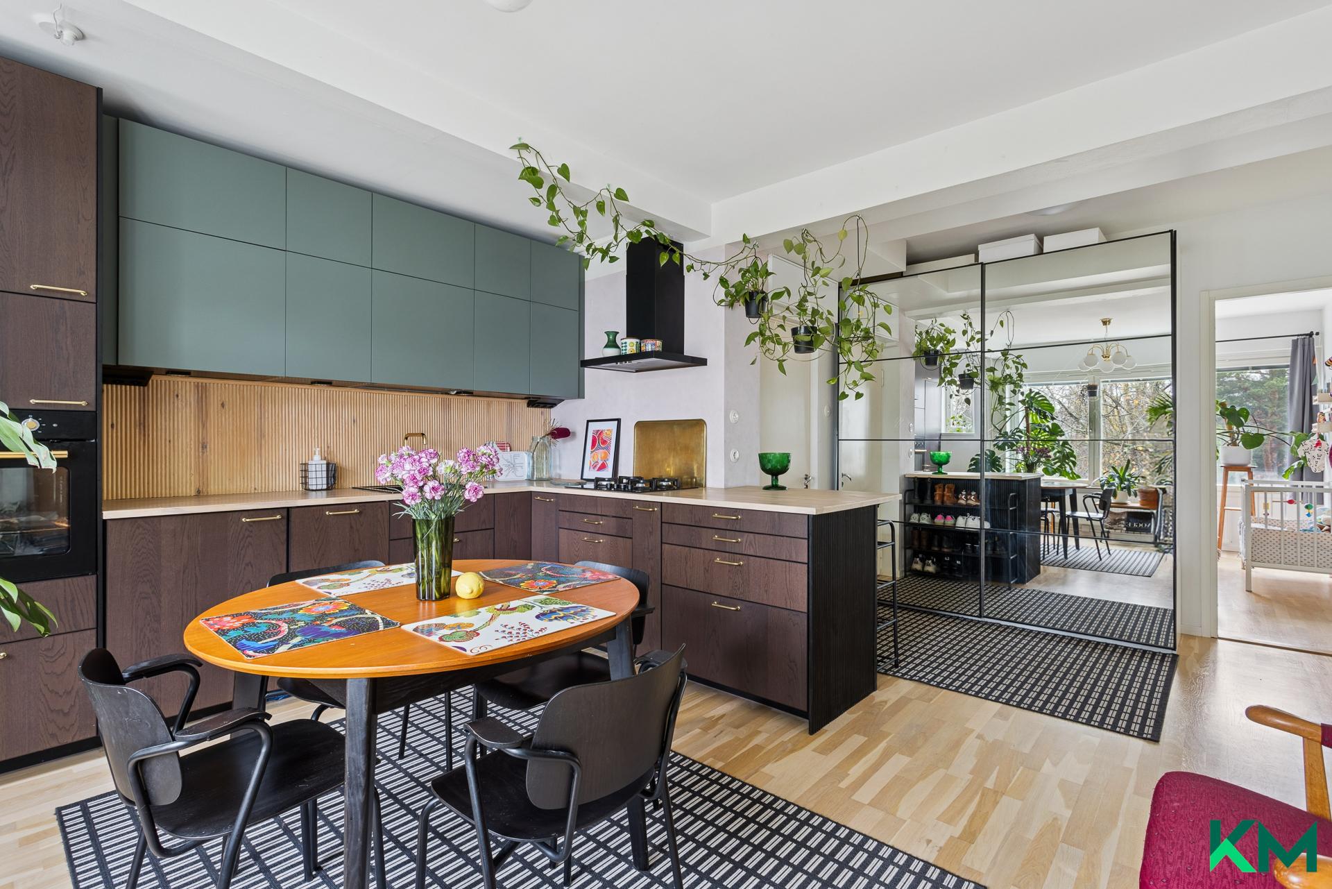 Roihuvuorentie 18, Roihuvuori, Helsinki