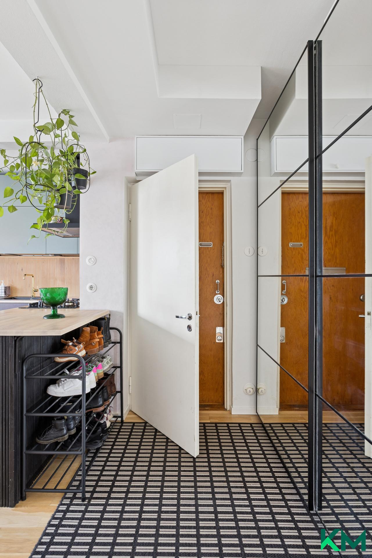 Roihuvuorentie 18, Roihuvuori, Helsinki