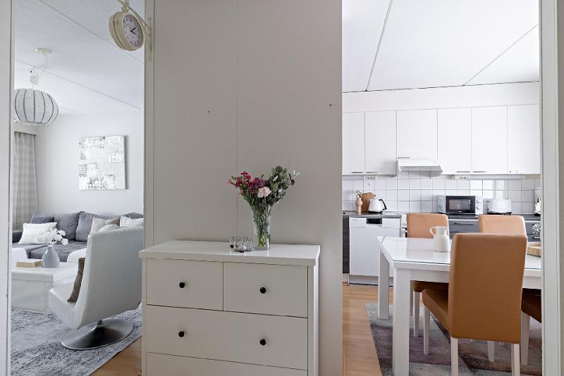 Radiomastontie 8, Svaaninsuo, Oulu