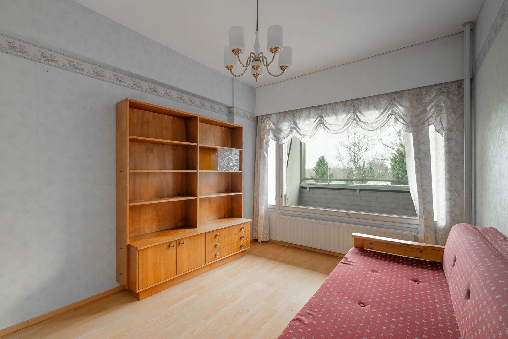 Hakastaronkatu 10, Alhaisi, Salo