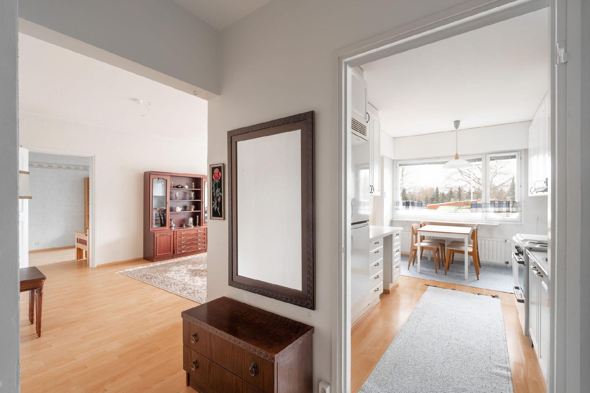 Hakastaronkatu 10, Alhaisi, Salo