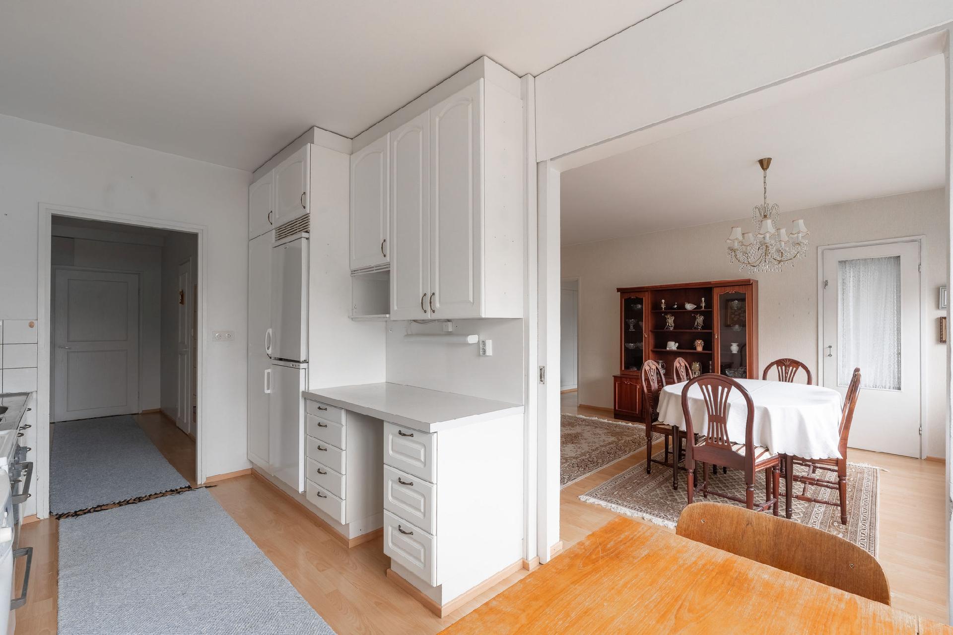 Hakastaronkatu 10, Alhaisi, Salo