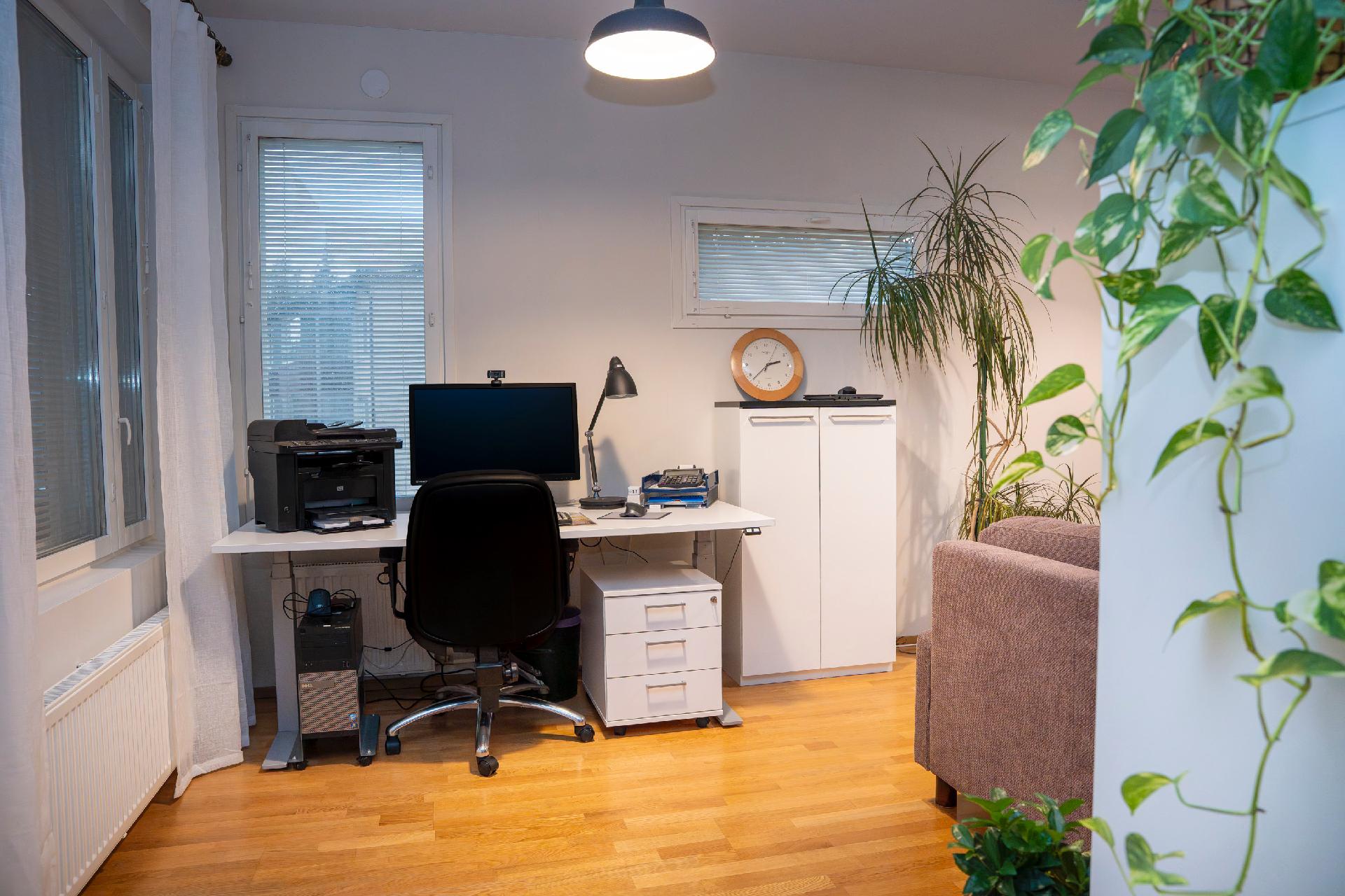 Karoliinantie 6, Karolineburg, Kajaani