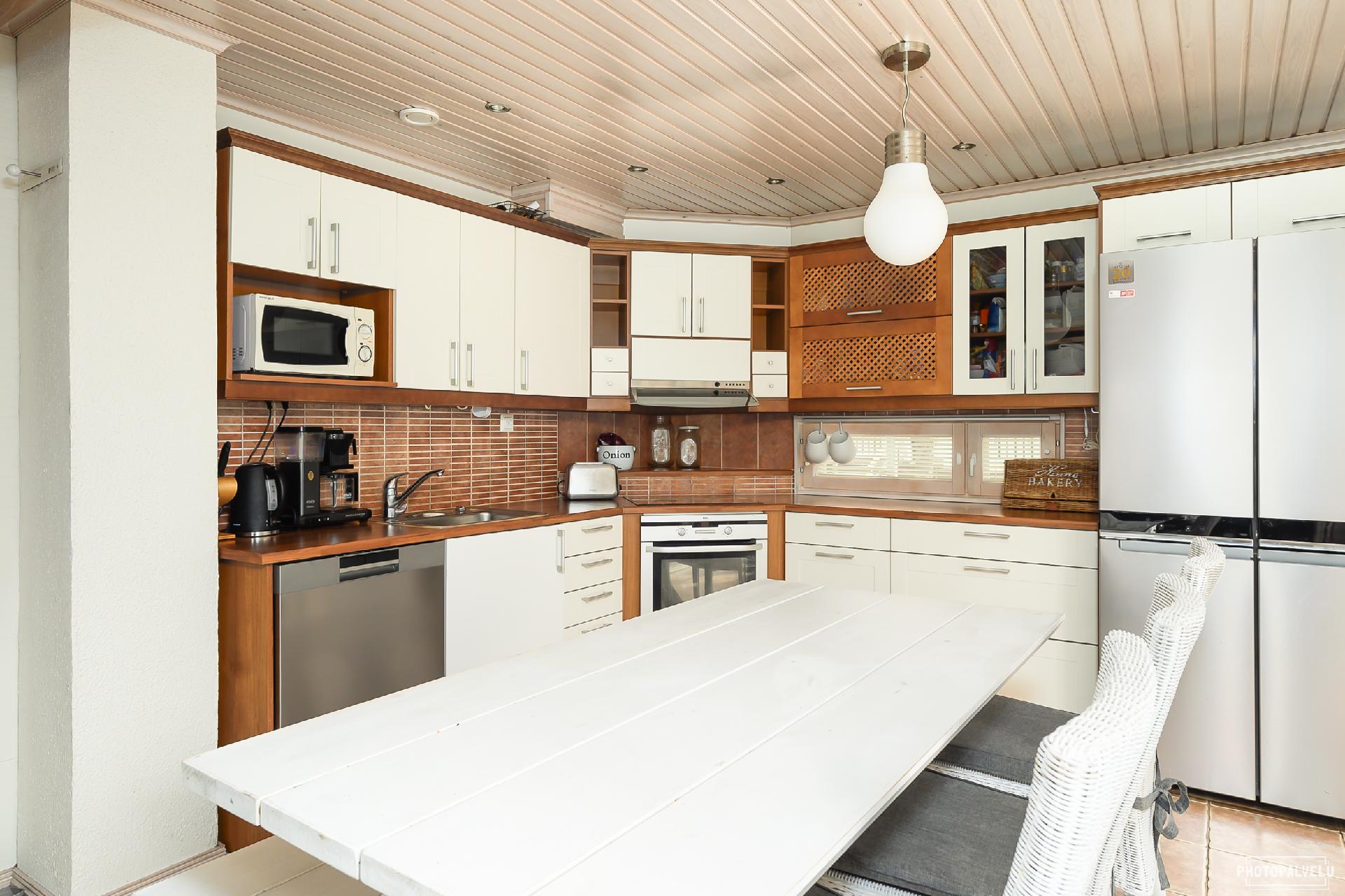 2. kerroksen keittiö