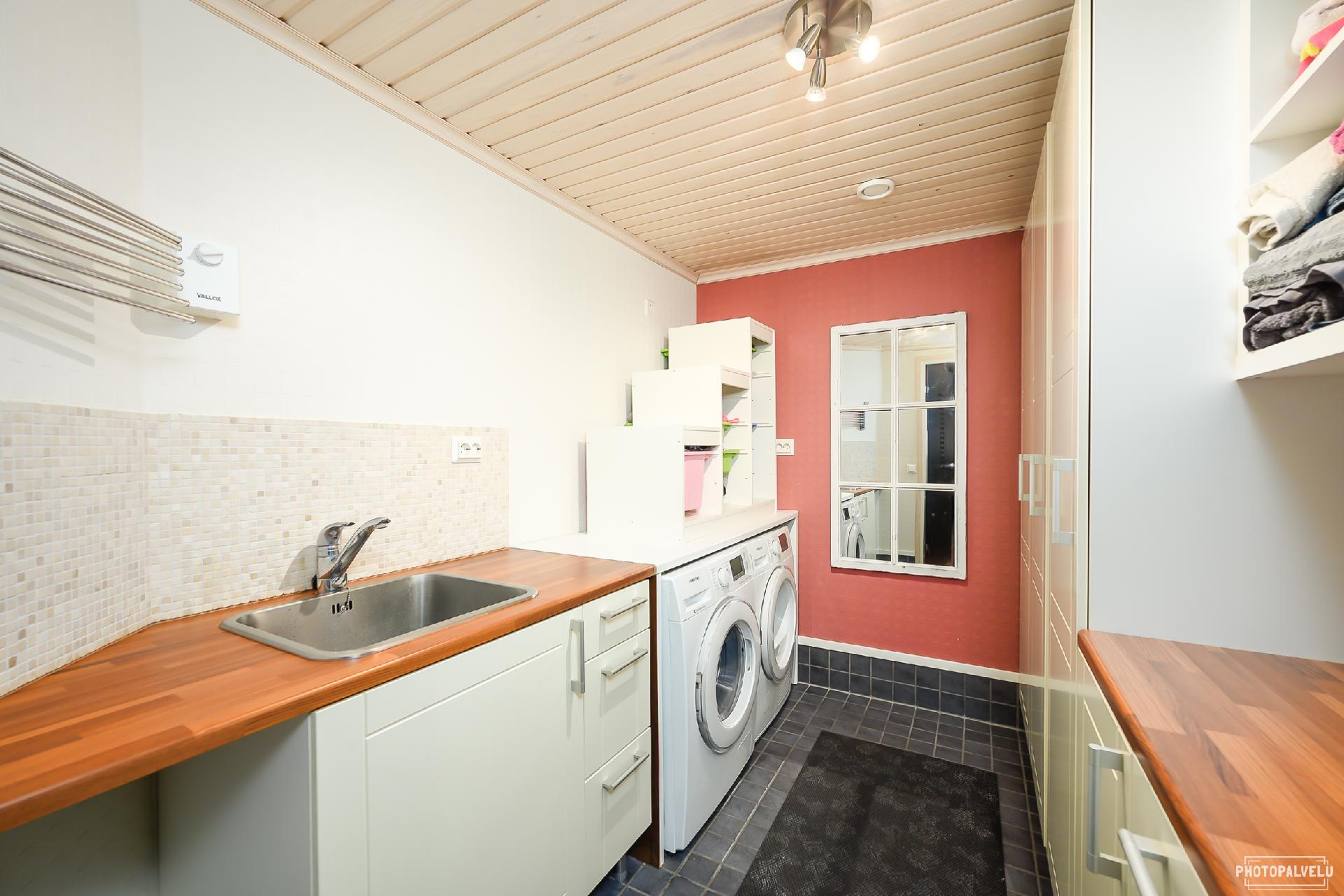 1. kerroksen kodinhoitohuone