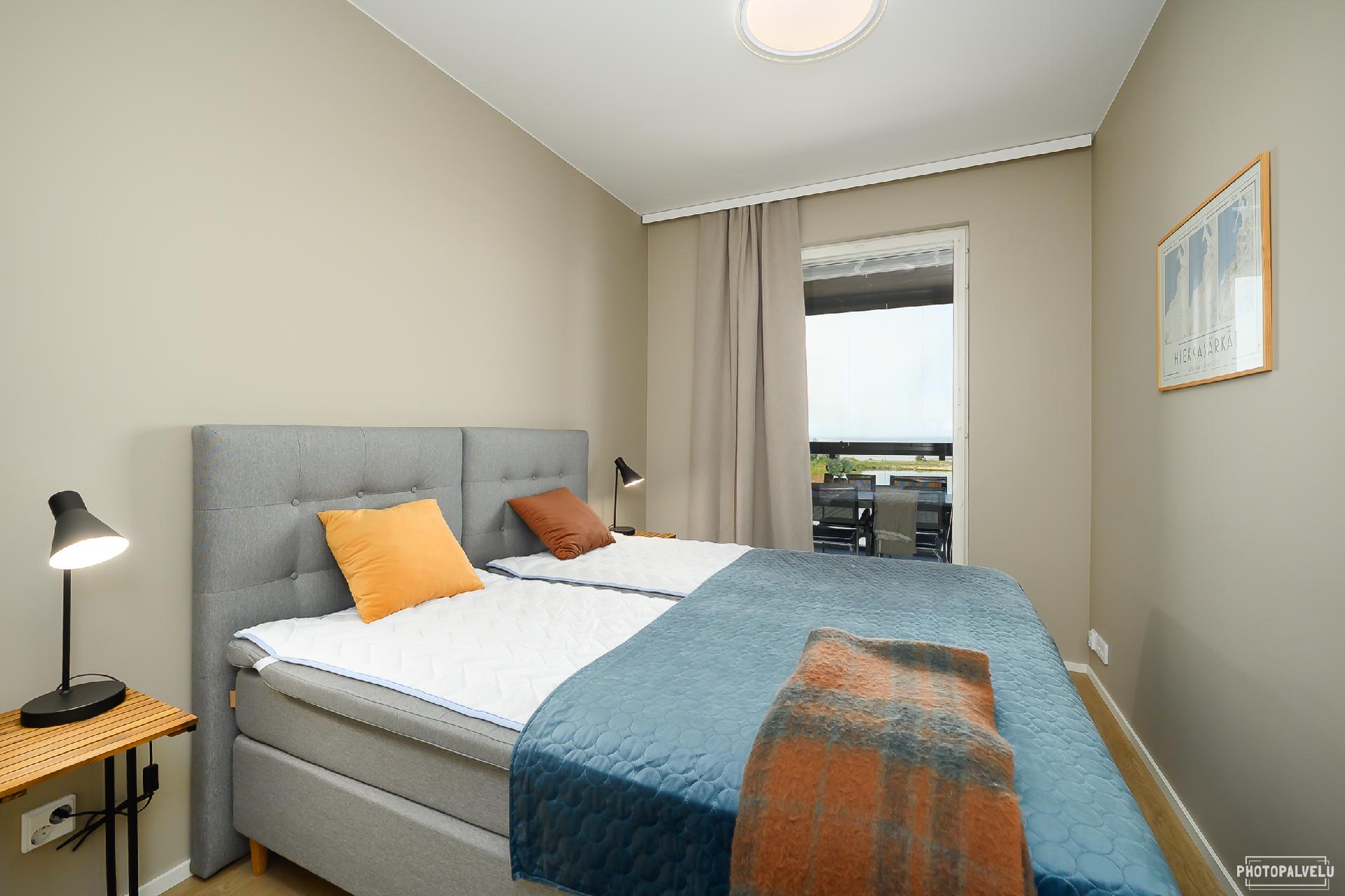 Makuuhuone merinäköalalla