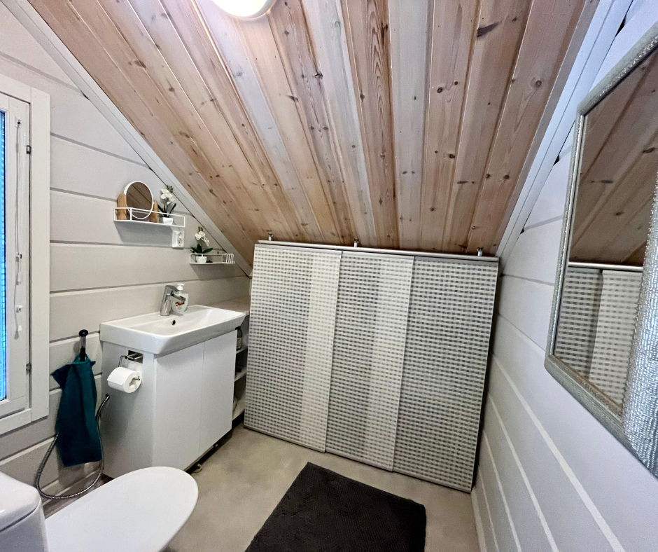 Yläkerran wc