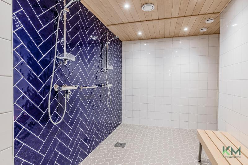 taloyhtiön suihkuosasto 2