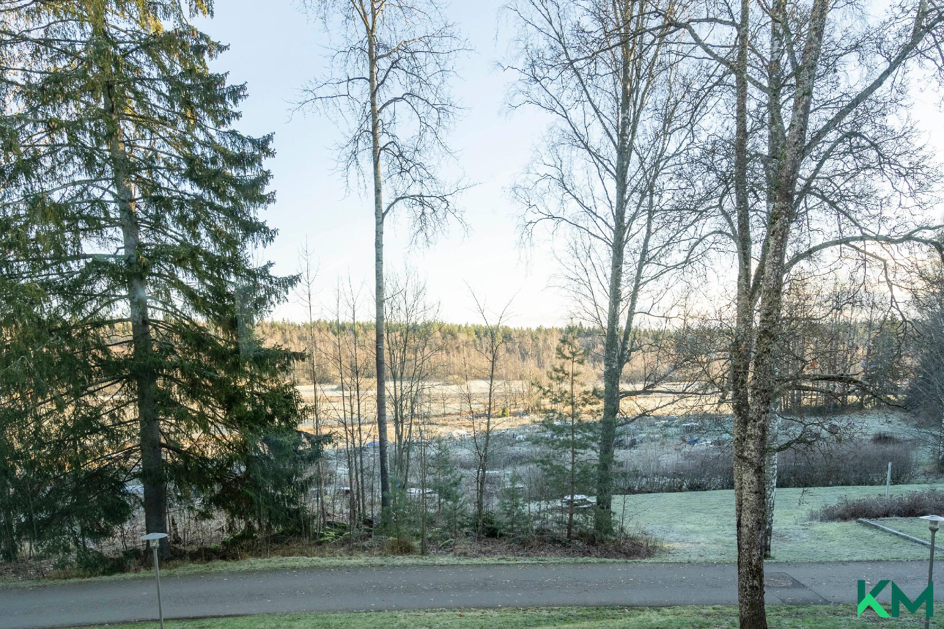 maisema kahdesta makuuhuoneesta