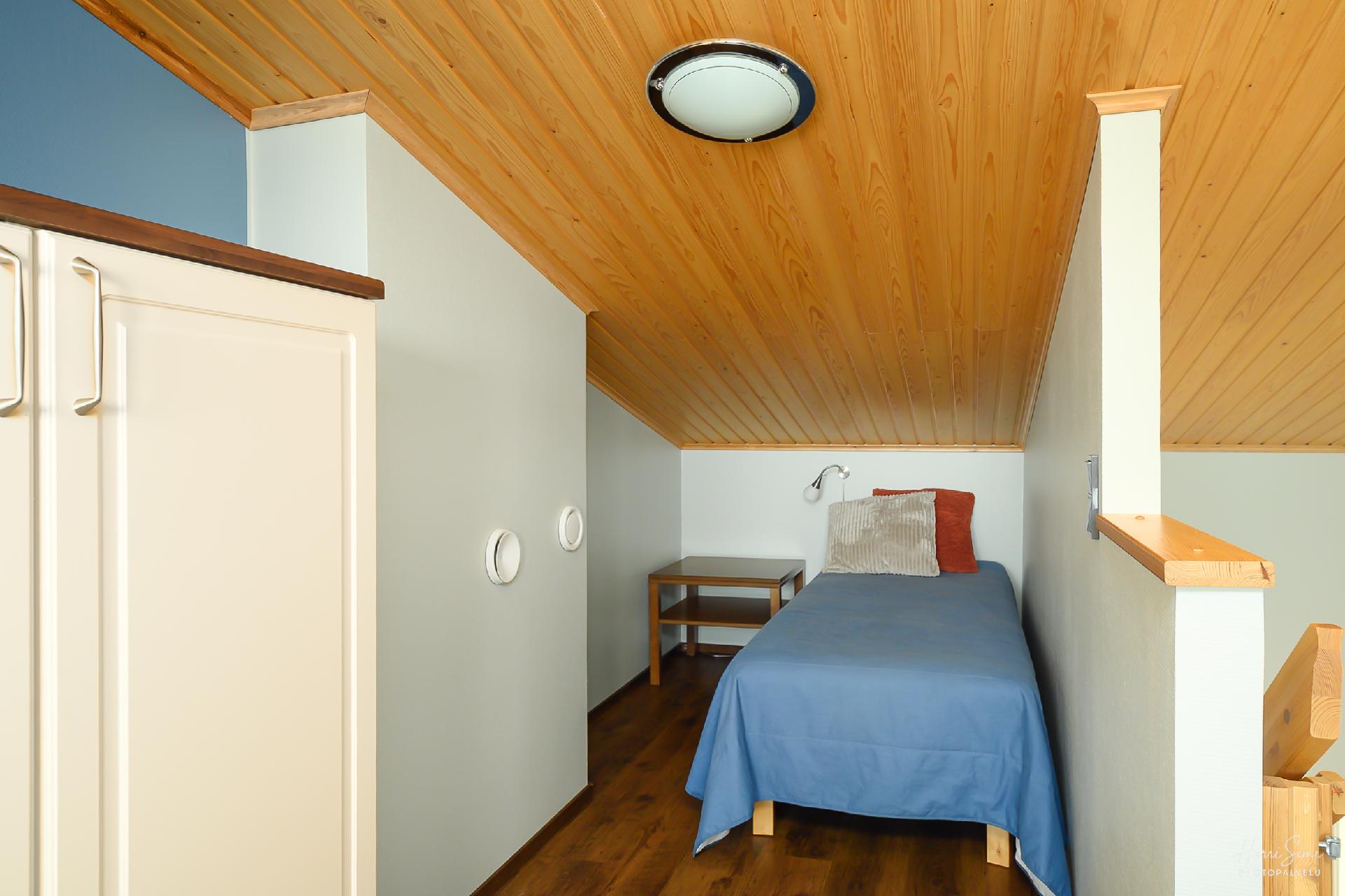 Yläkerran parvi toiseen suuntaan