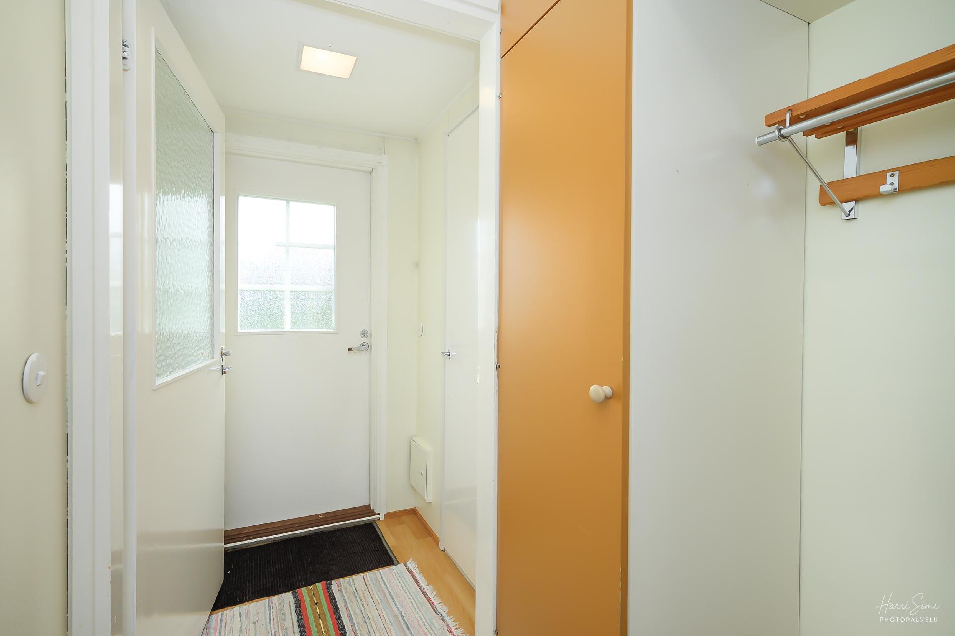 Apulintie 11, Vuorenkallio, Kalajoki