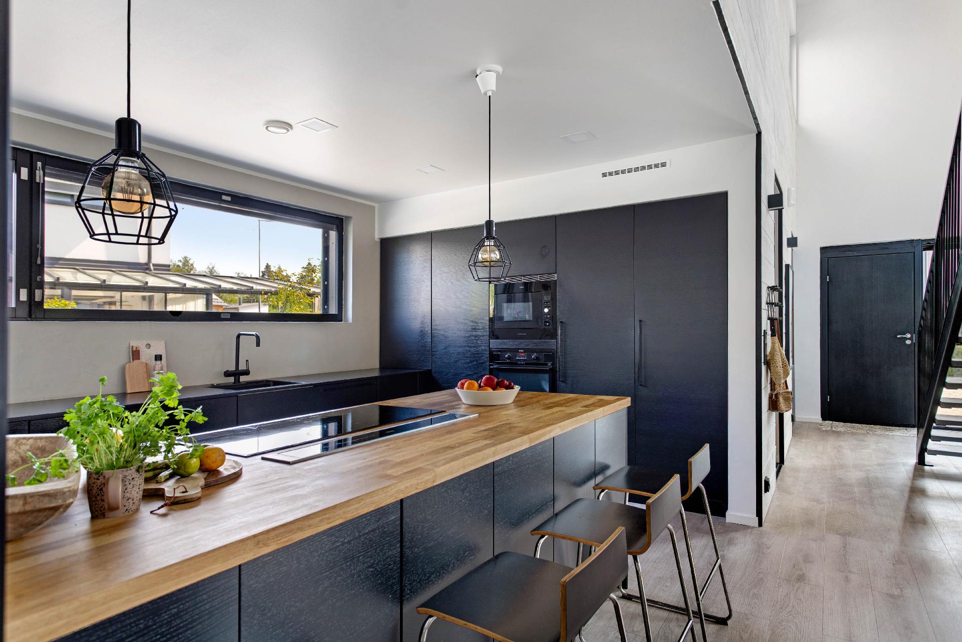 Rubiinikehä 25, Kannisto, Vantaa